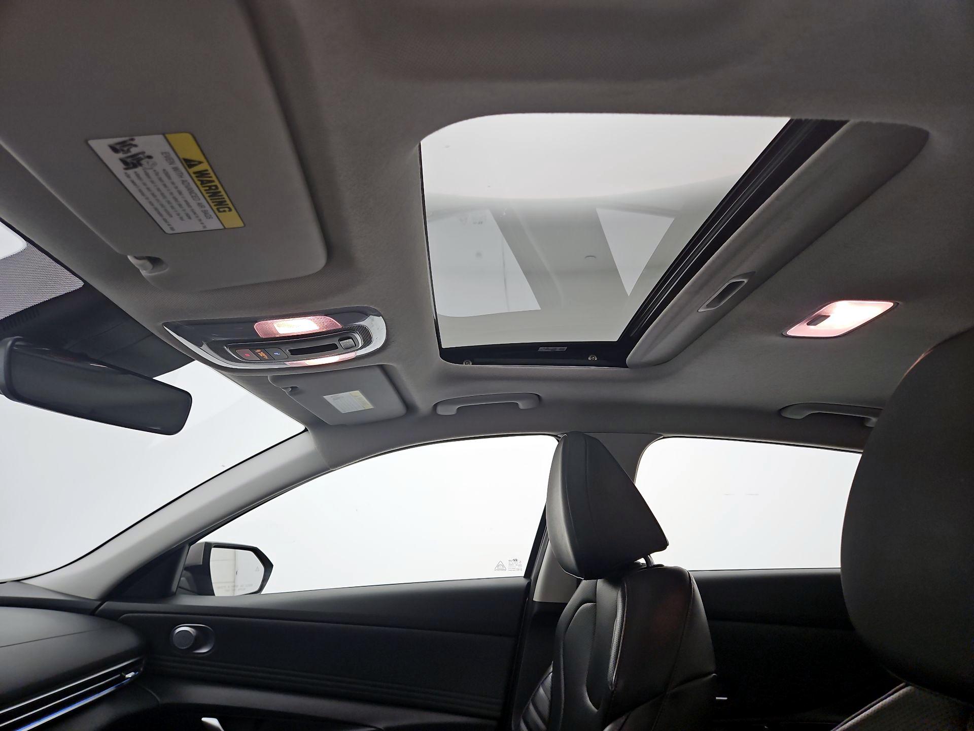 Thumbnail: 2024 Hyundai Elantra - 20