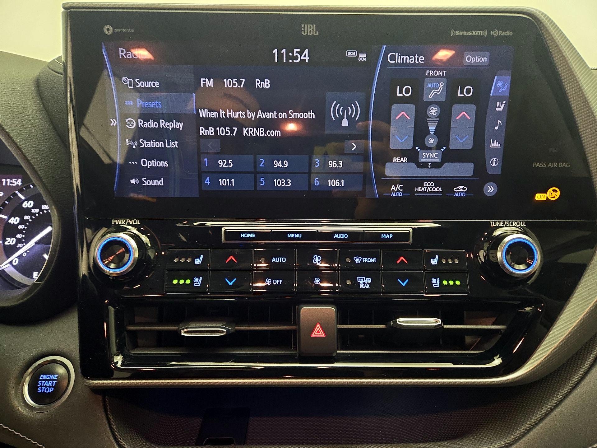 Thumbnail: 2021 Toyota Highlander - 16