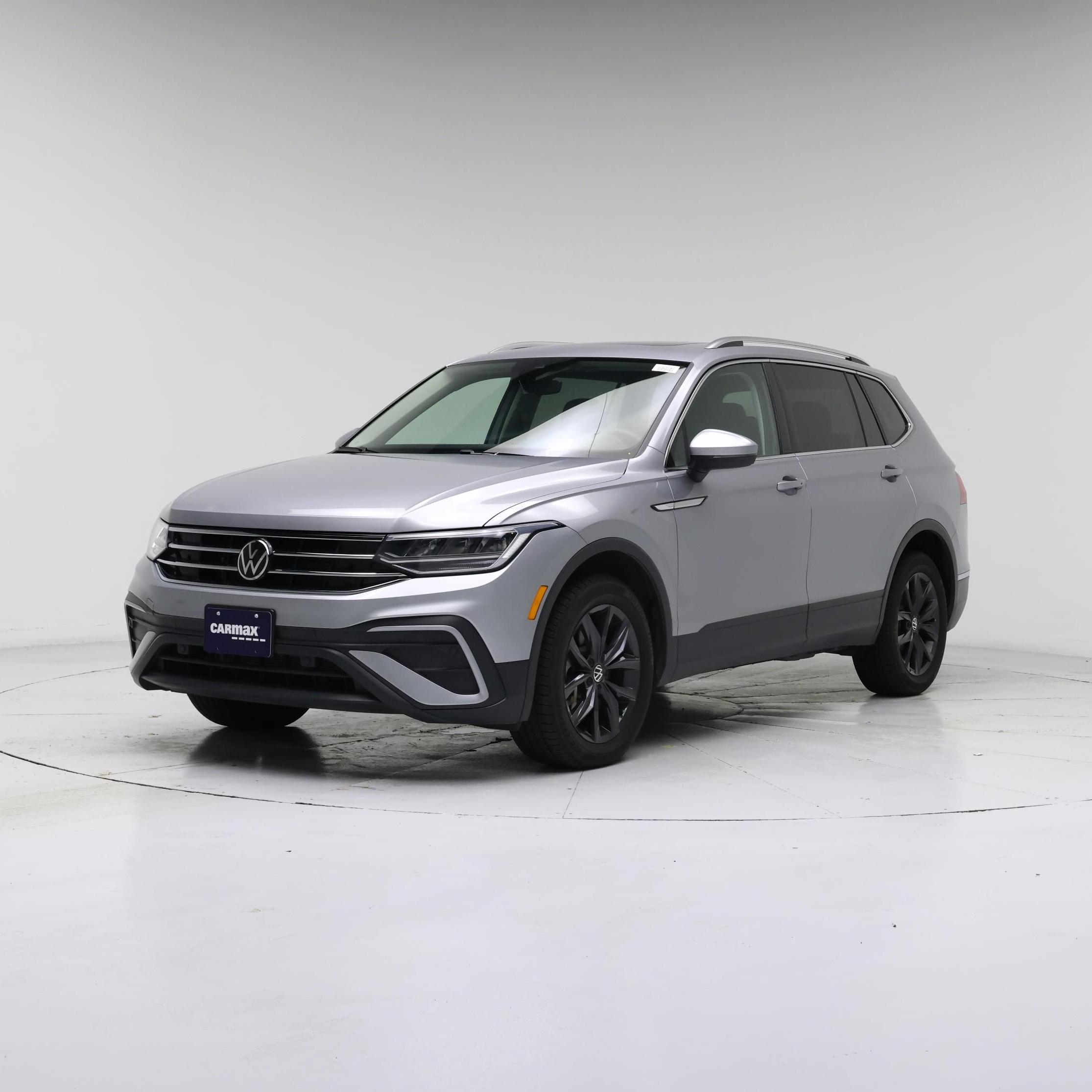 Thumbnail: 2024 Volkswagen Tiguan - 4