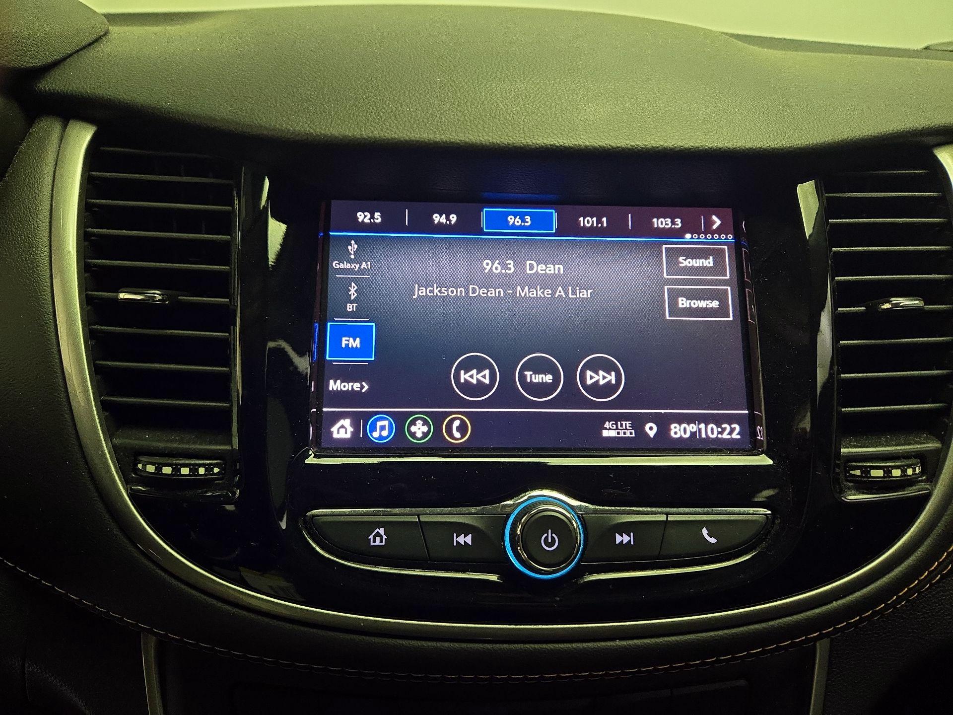 Thumbnail: 2021 Chevrolet Trax - 15