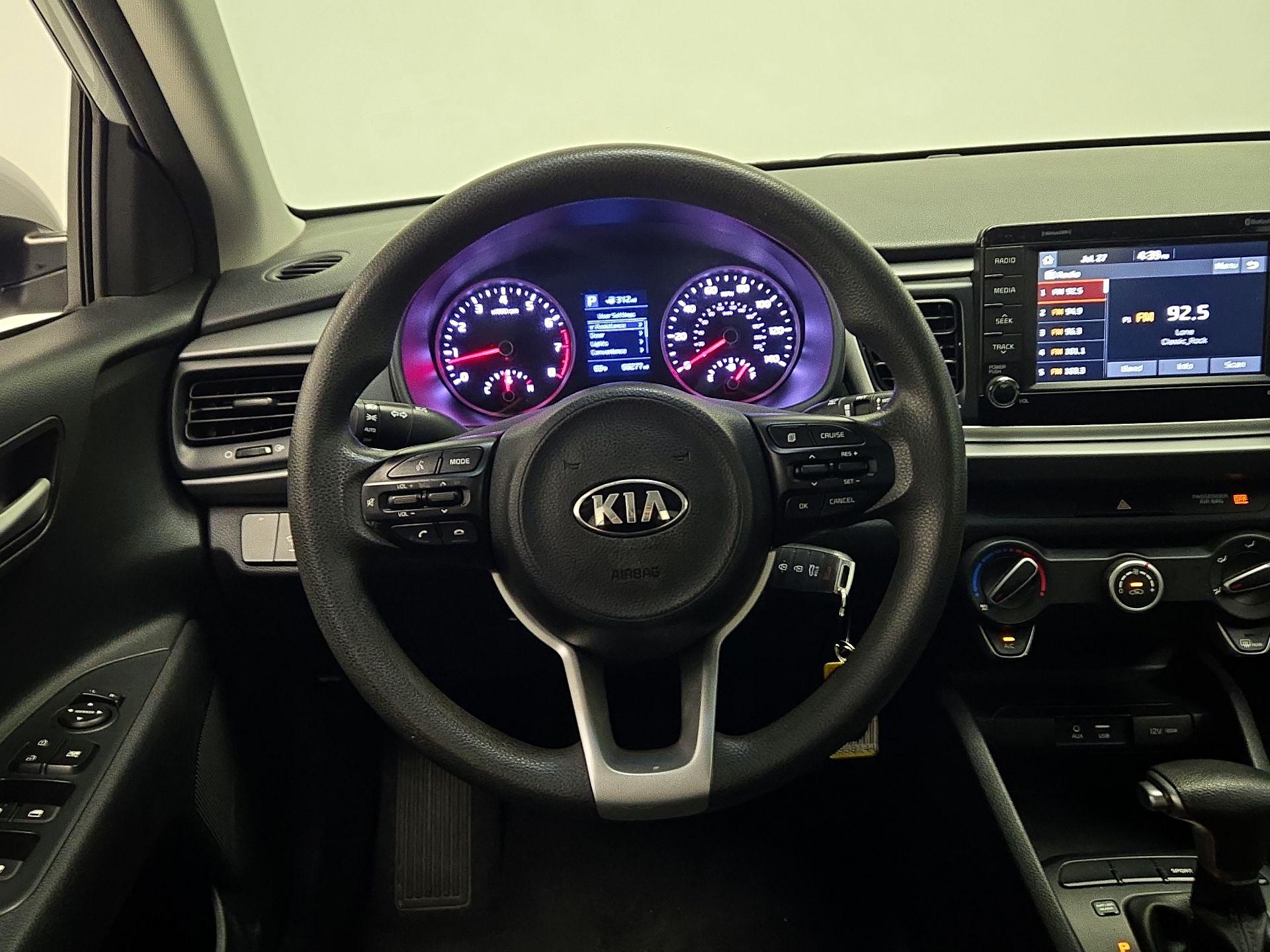 Thumbnail: 2019 Kia Rio - 10