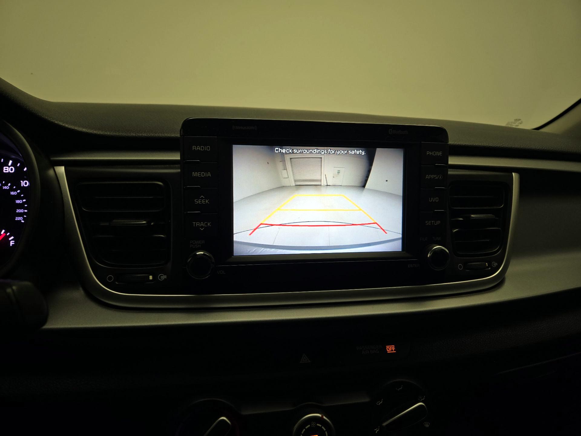 Thumbnail: 2019 Kia Rio - 14