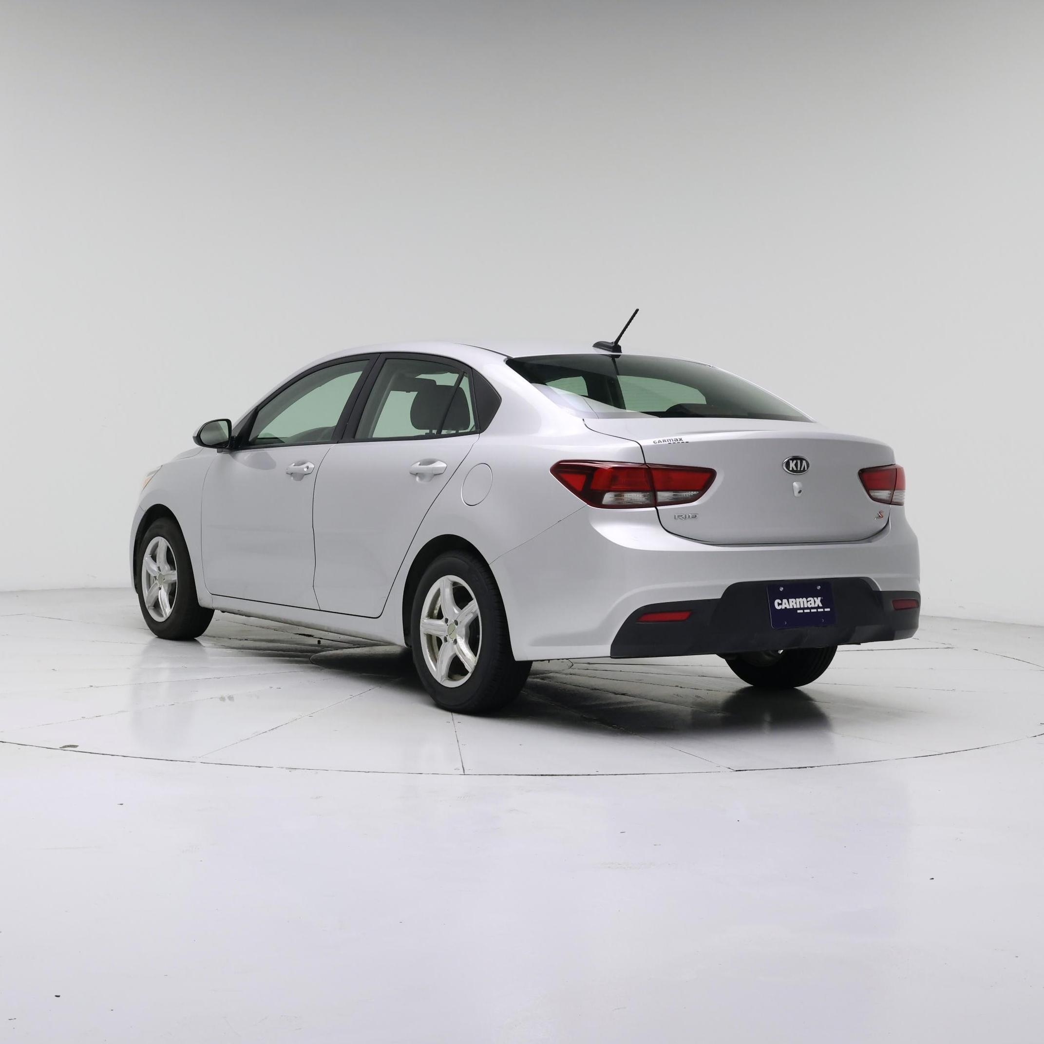 Thumbnail: 2019 Kia Rio - 2