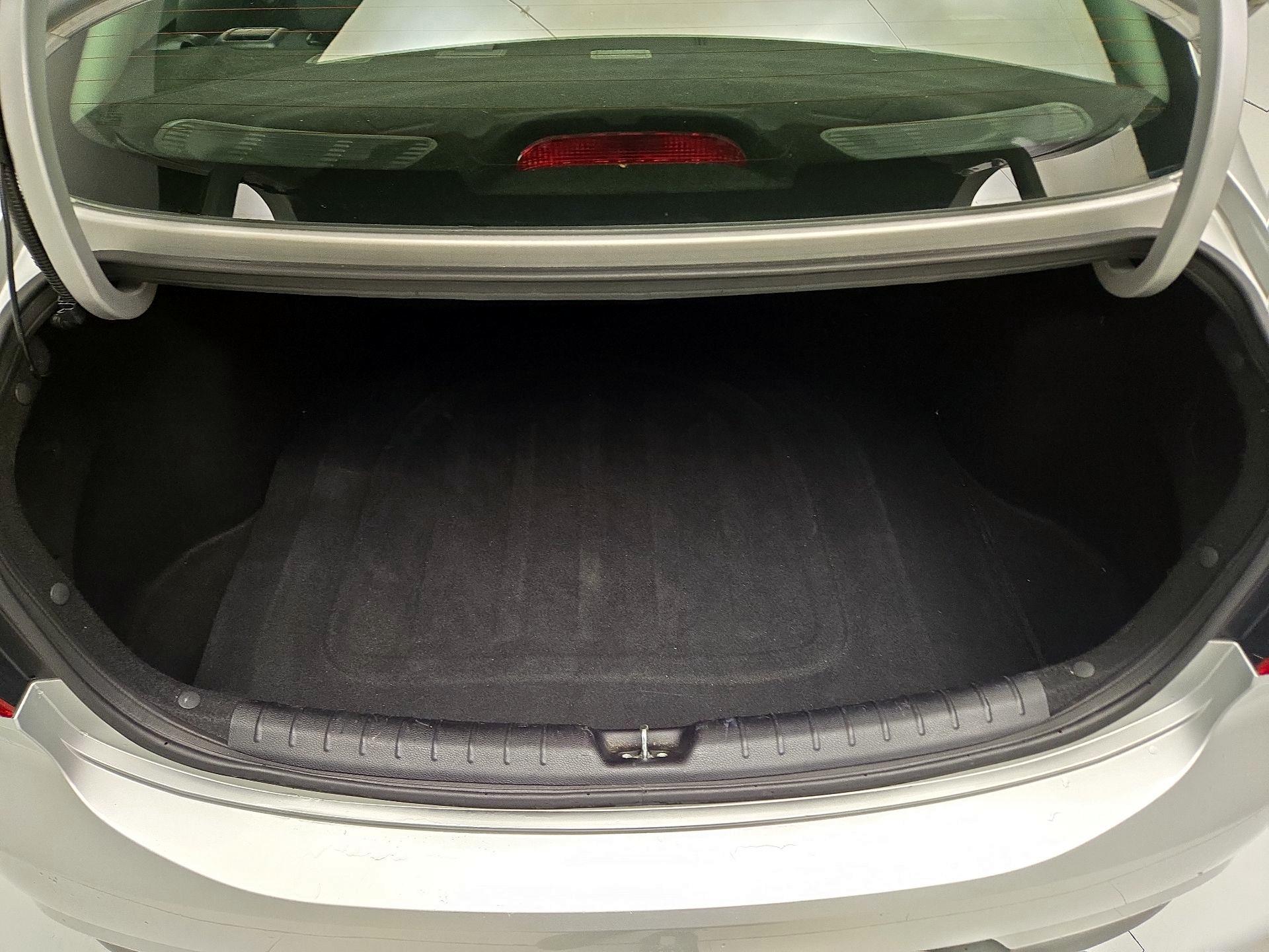 Thumbnail: 2019 Kia Rio - 20