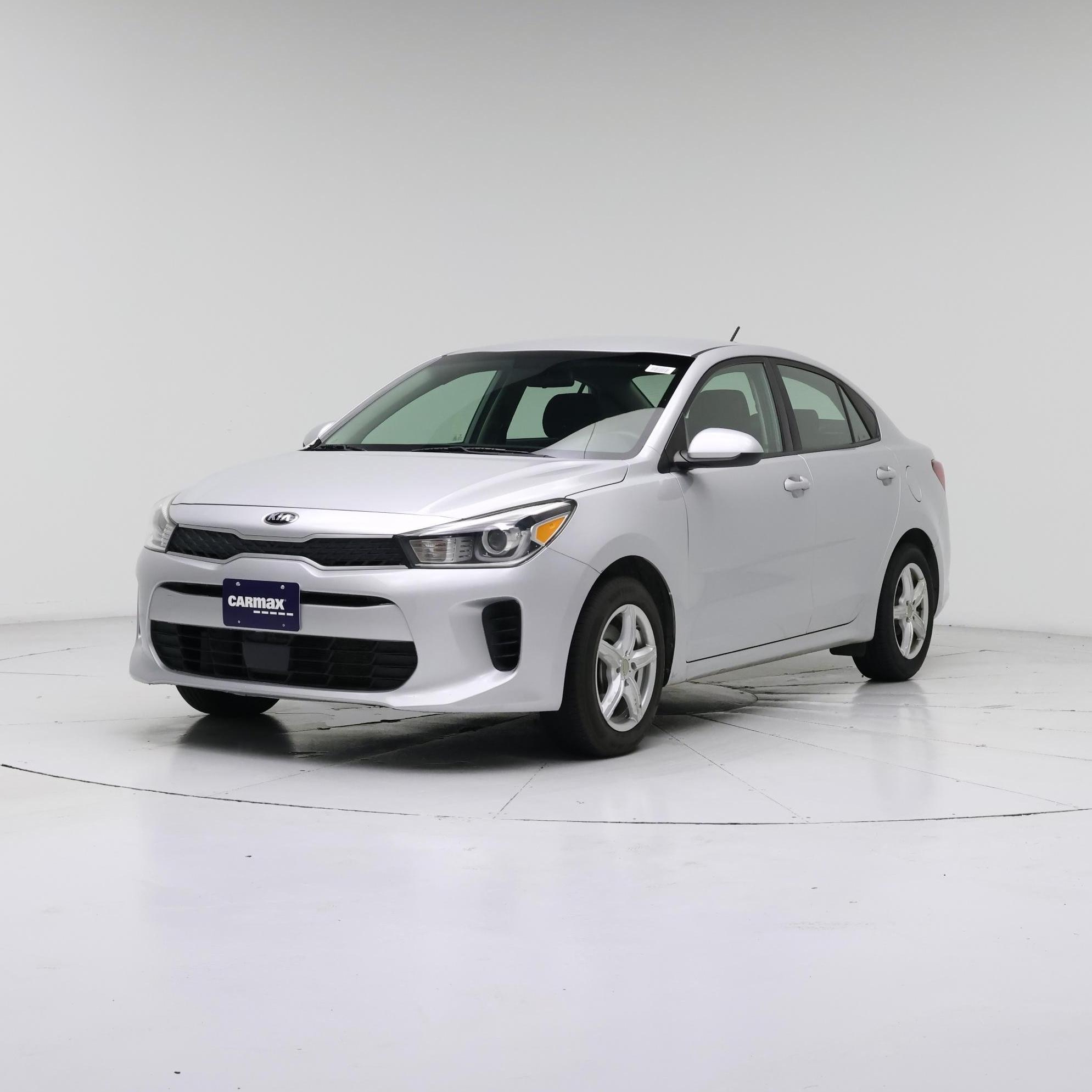 Thumbnail: 2019 Kia Rio - 4
