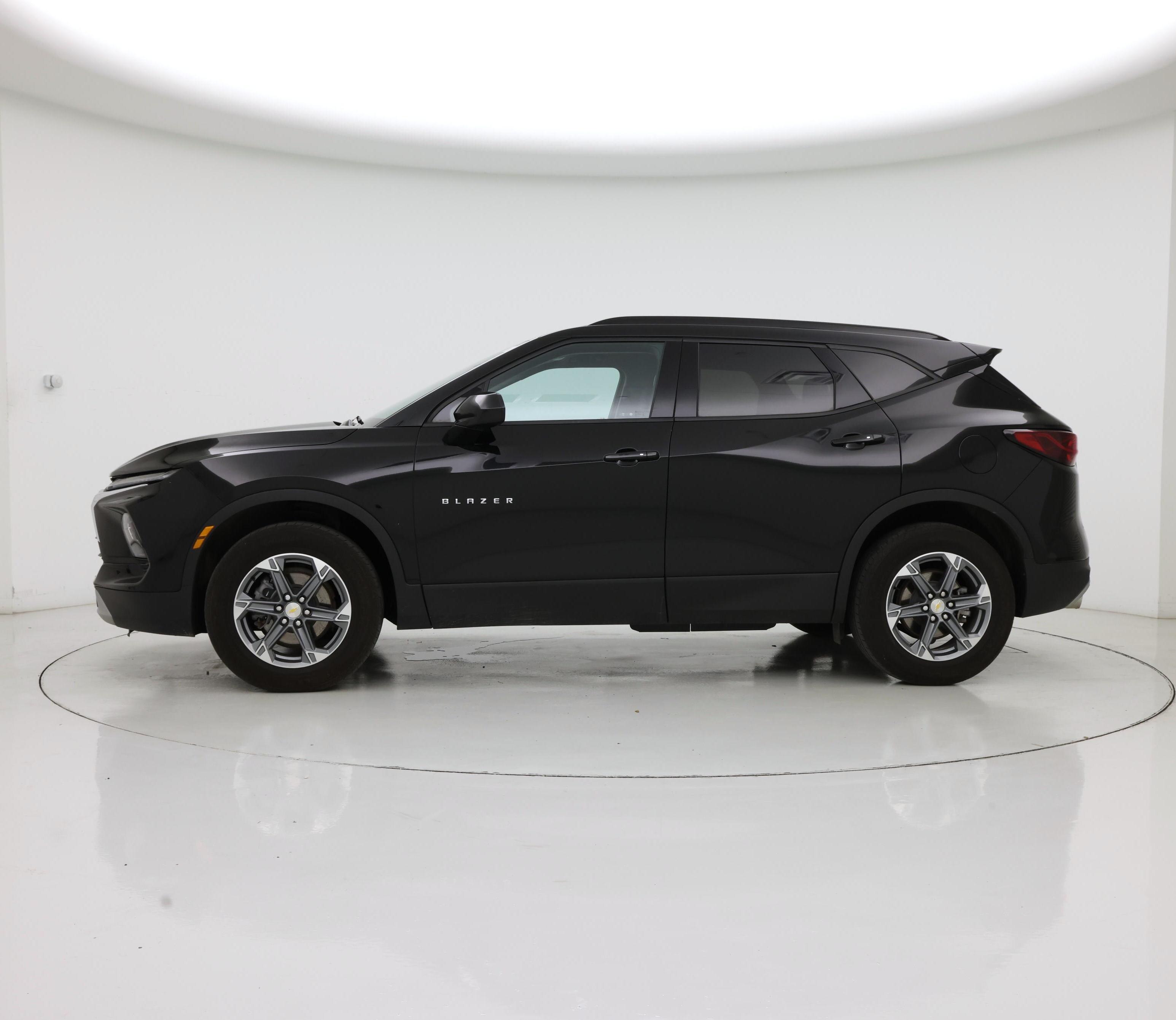 Thumbnail: 2024 Chevrolet Blazer - 3