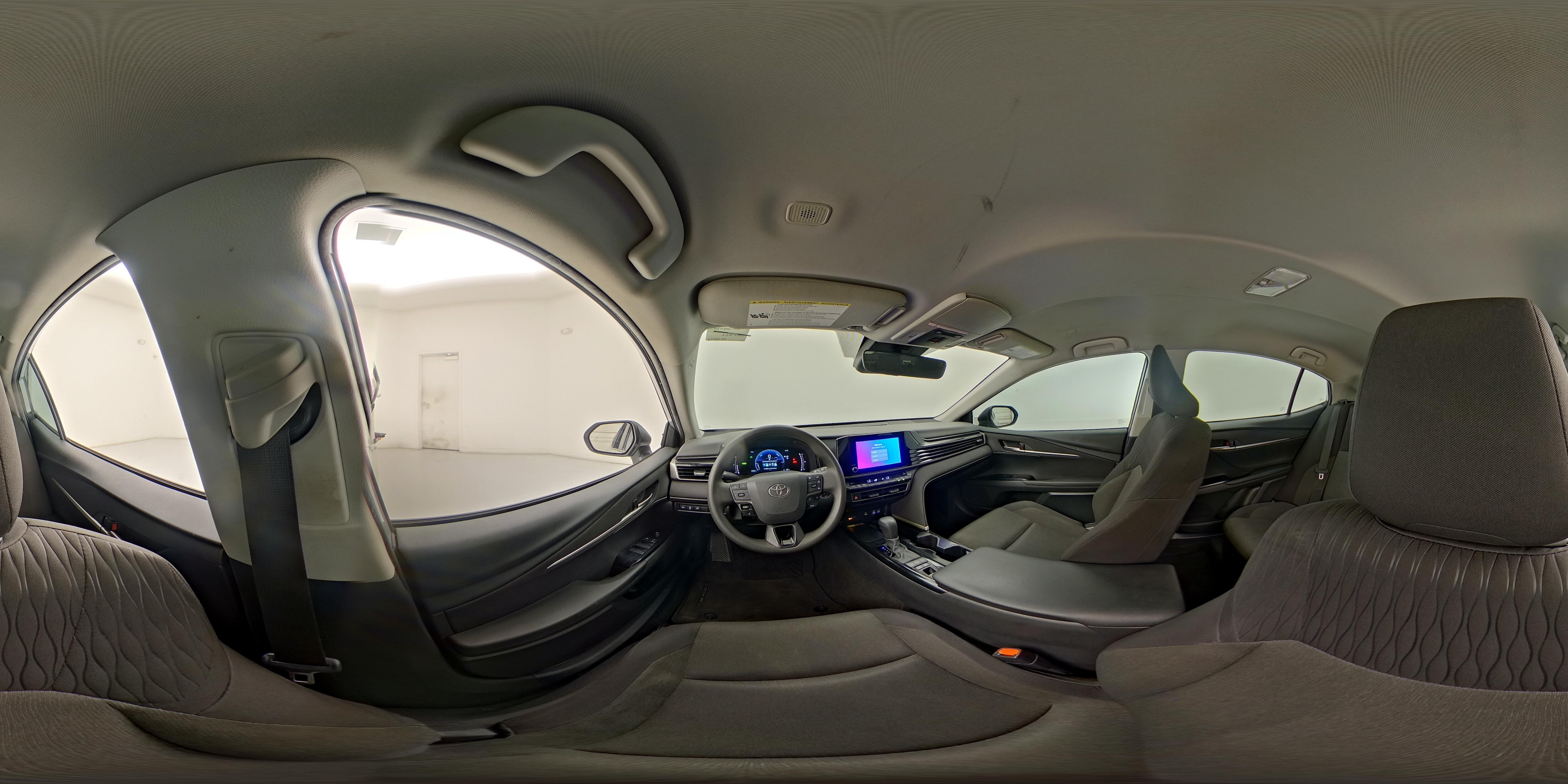 2025 Toyota Camry LE - Photo 26