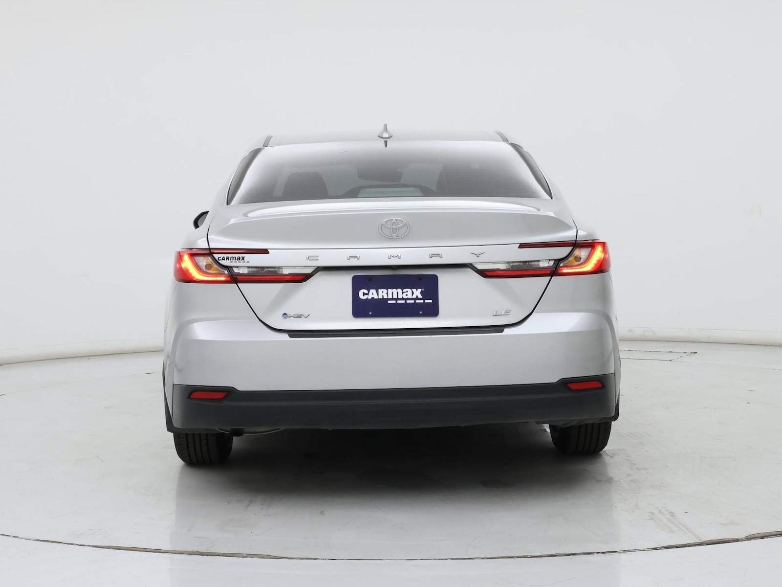 2025 Toyota Camry LE - Photo 7
