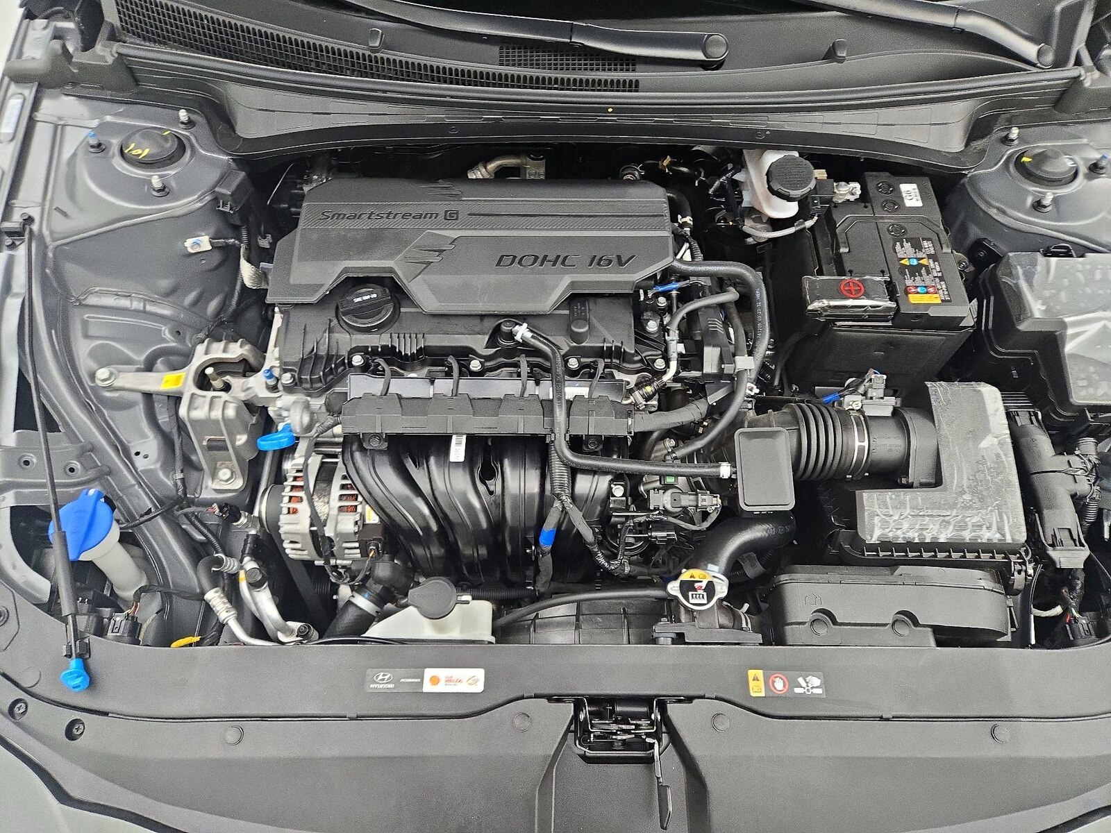 2025 Hyundai Elantra SEL - Photo 22
