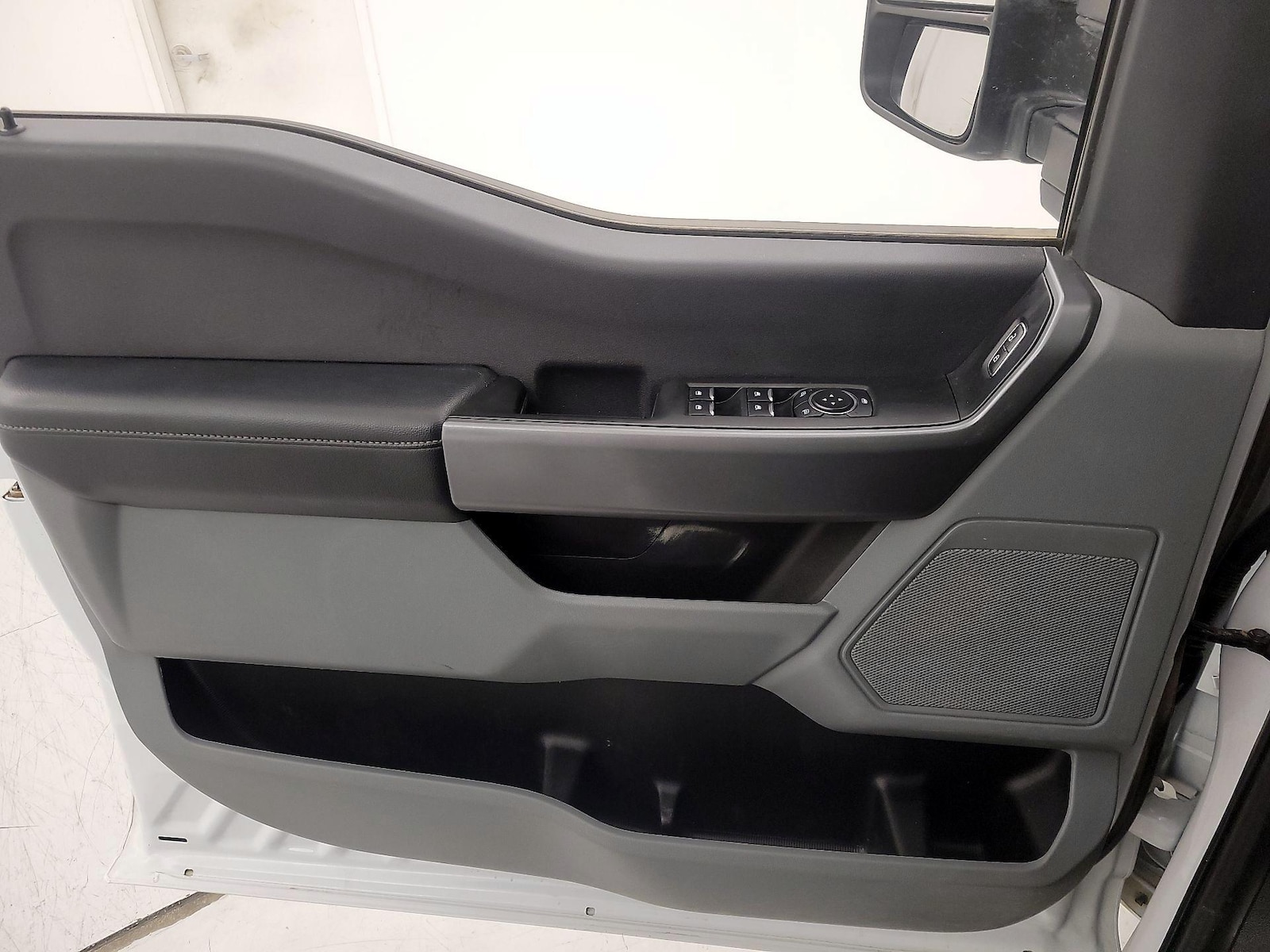 2025 Ford F-250 Super Duty XLT - Photo 13