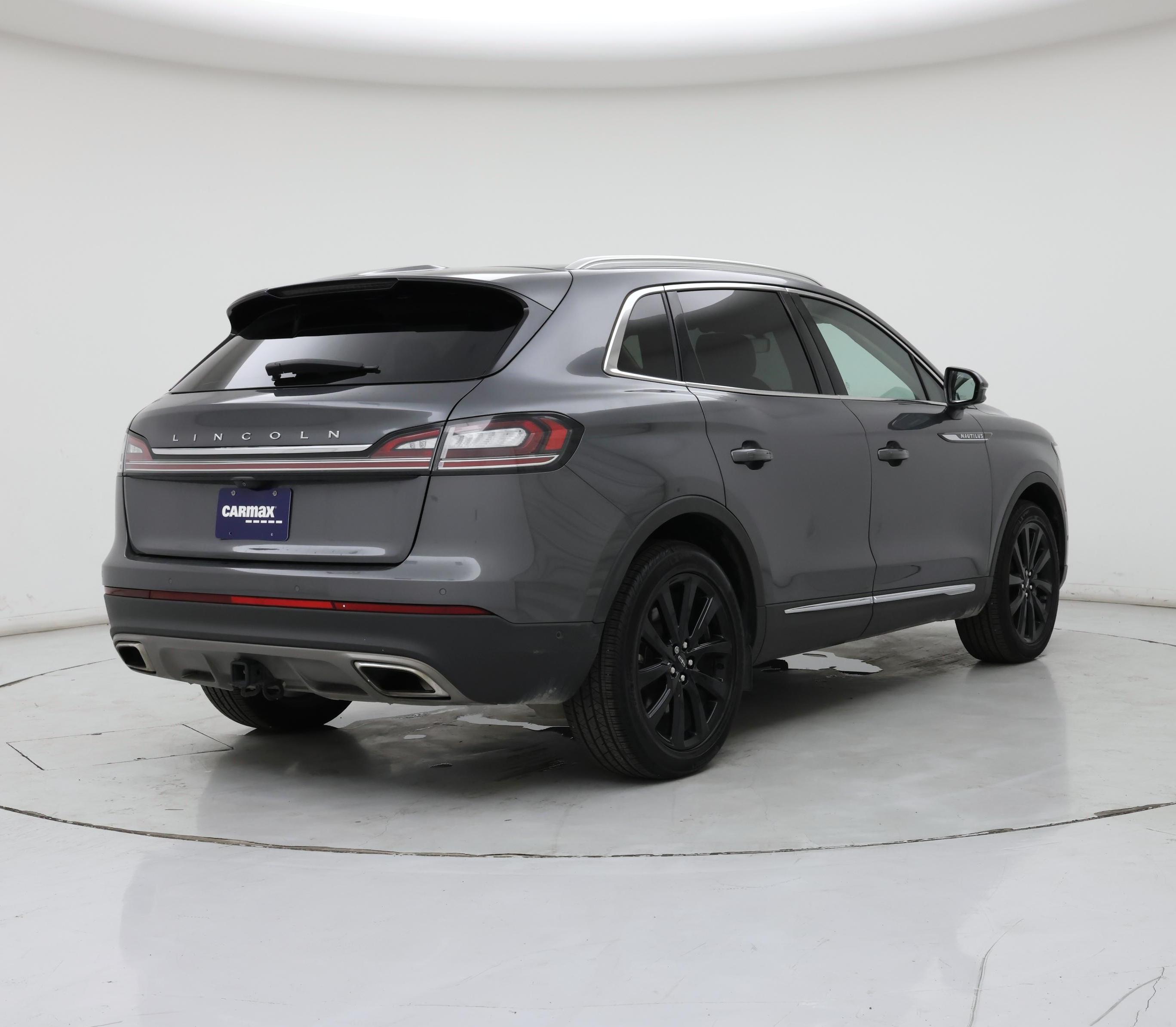 Thumbnail: 2023 Lincoln Nautilus - 8