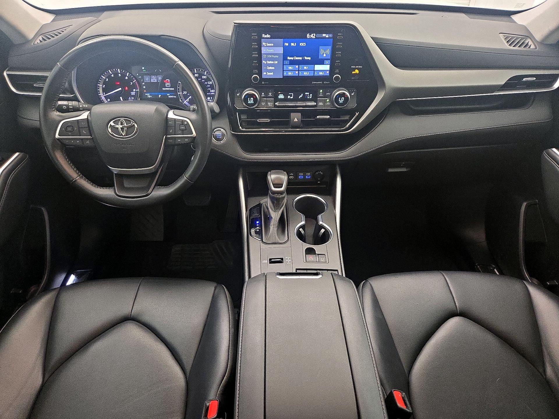 Thumbnail: 2022 Toyota Highlander - 9