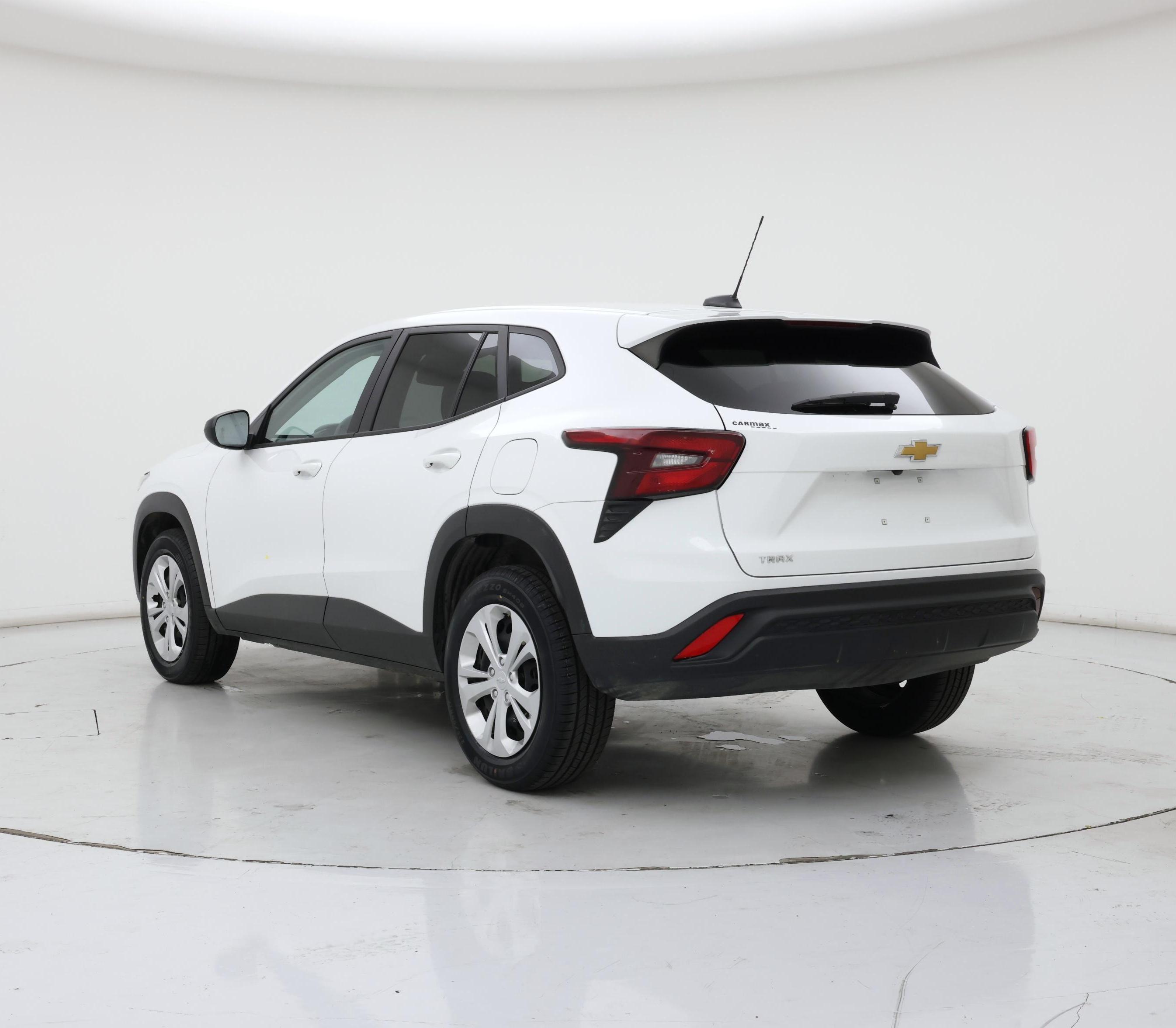 Thumbnail: 2025 Chevrolet Trax - 2