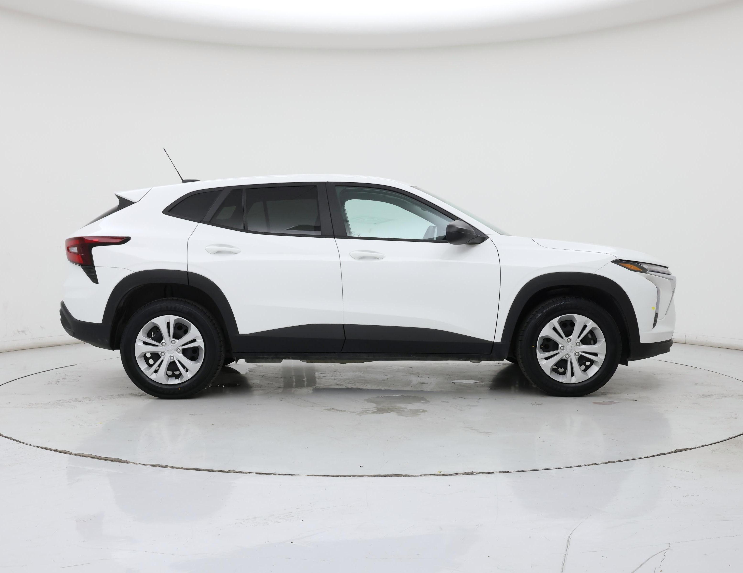 Thumbnail: 2025 Chevrolet Trax - 7