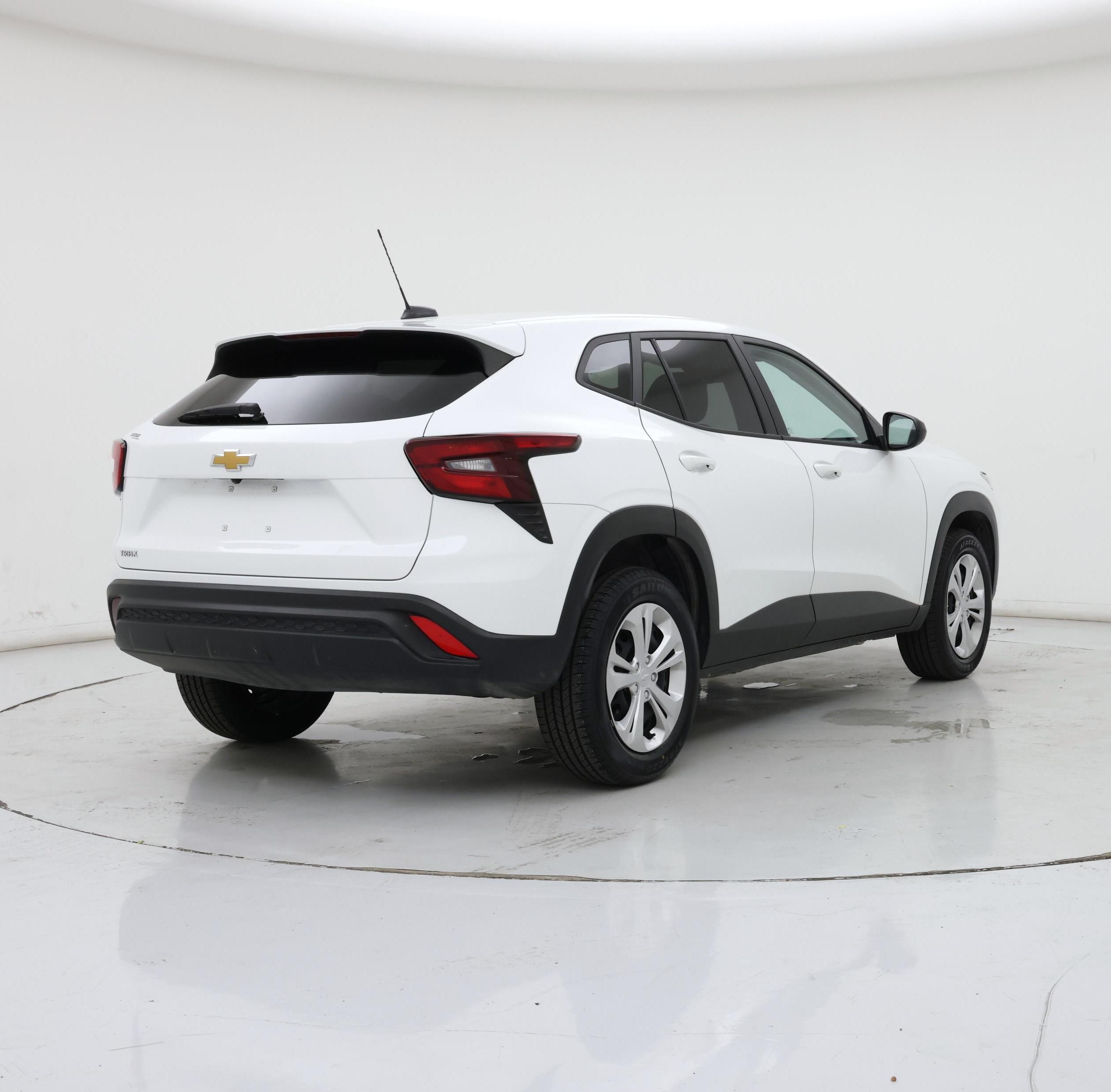Thumbnail: 2025 Chevrolet Trax - 8