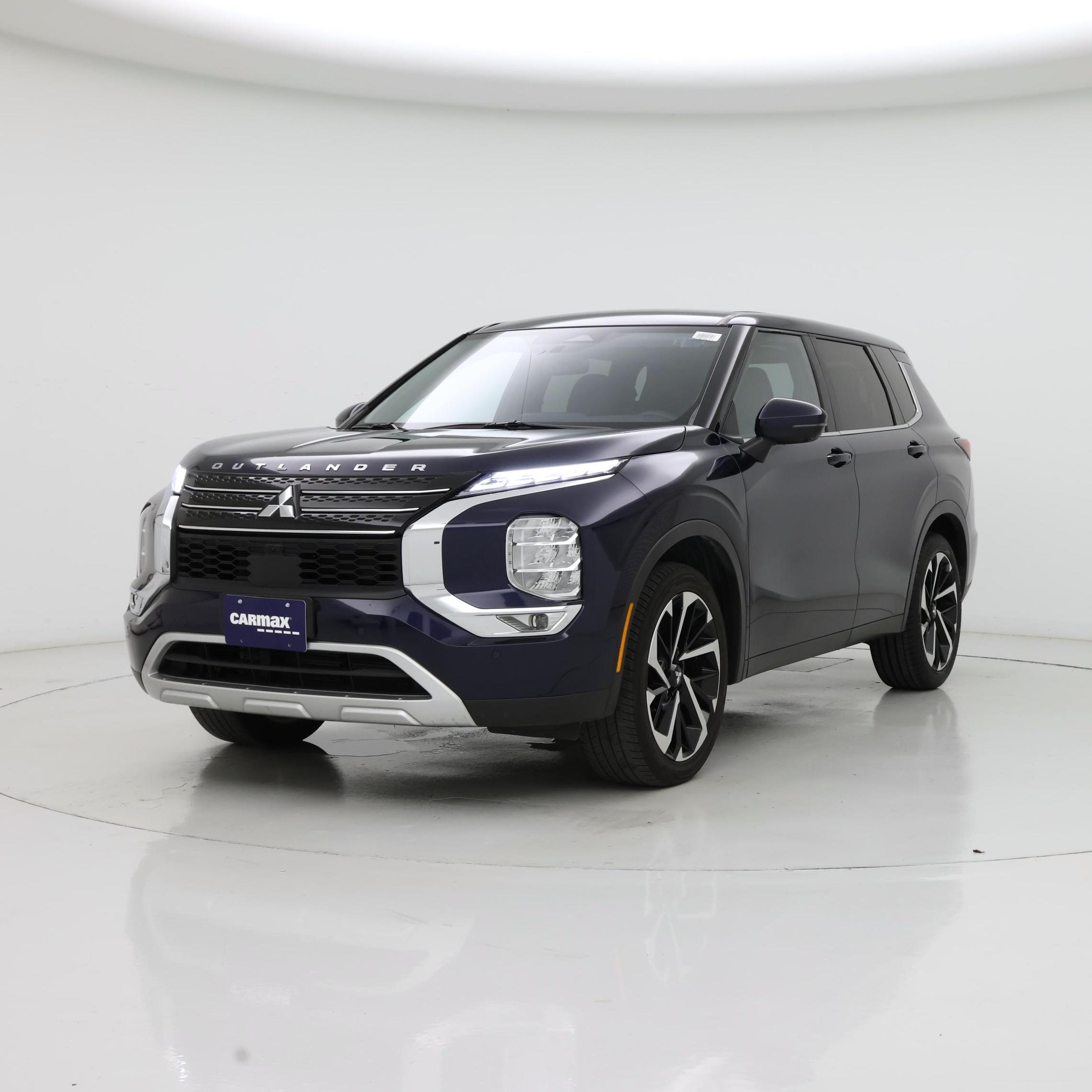 Thumbnail: 2024 Mitsubishi Outlander - 4