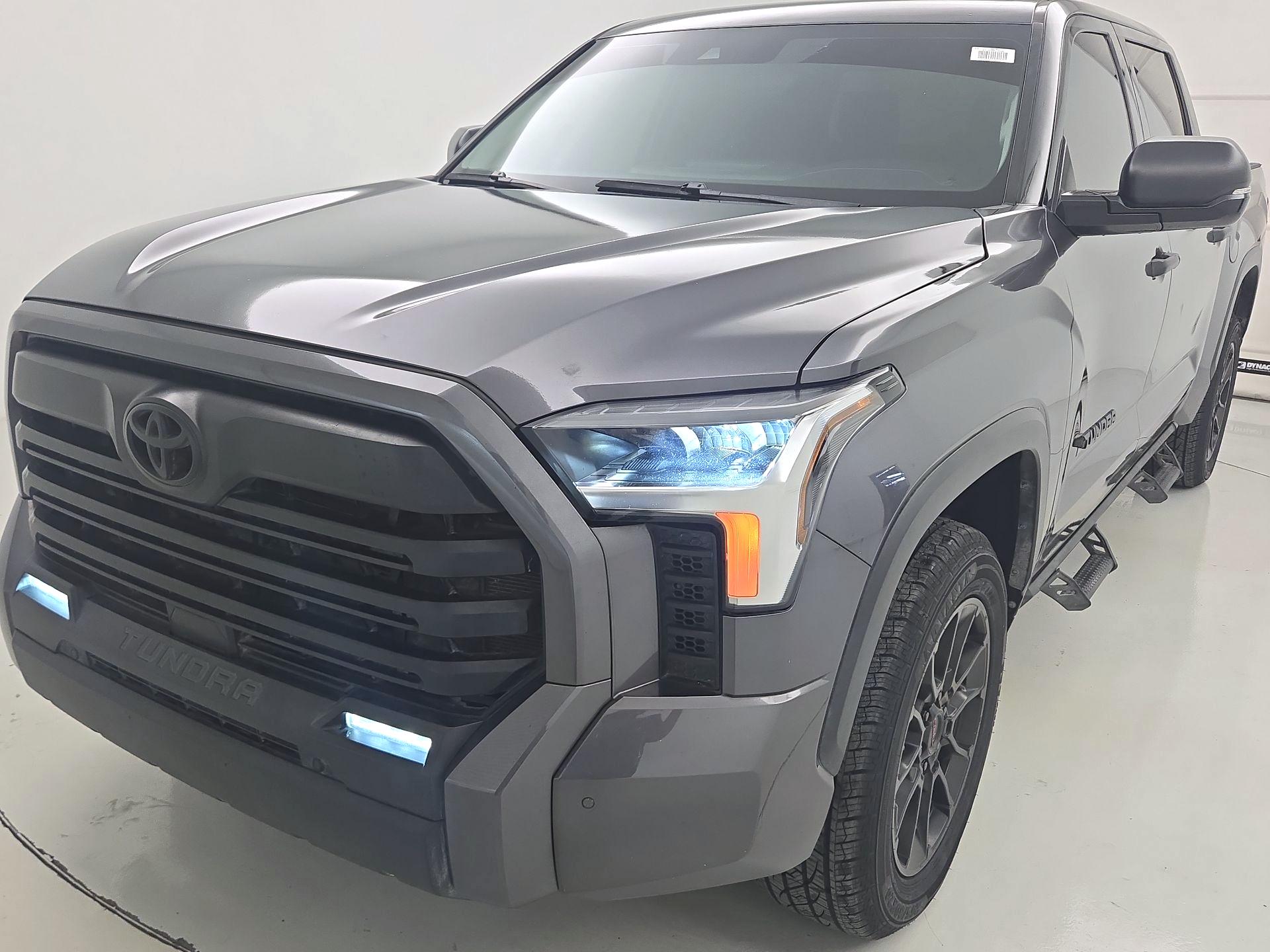 Thumbnail: 2025 Toyota Tundra - 3