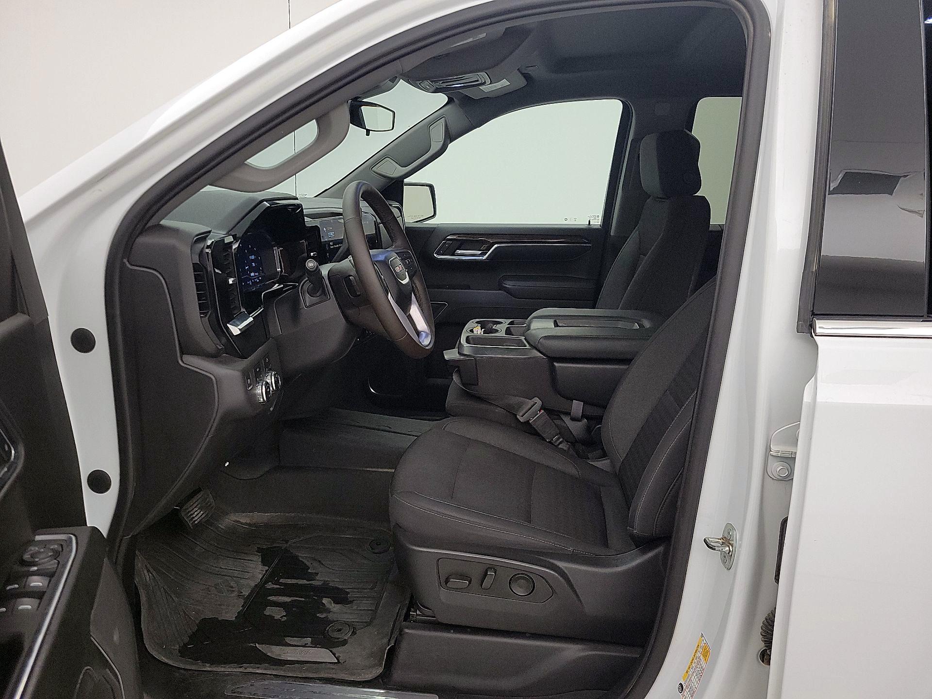 Thumbnail: 2023 GMC Sierra 1500 - 11