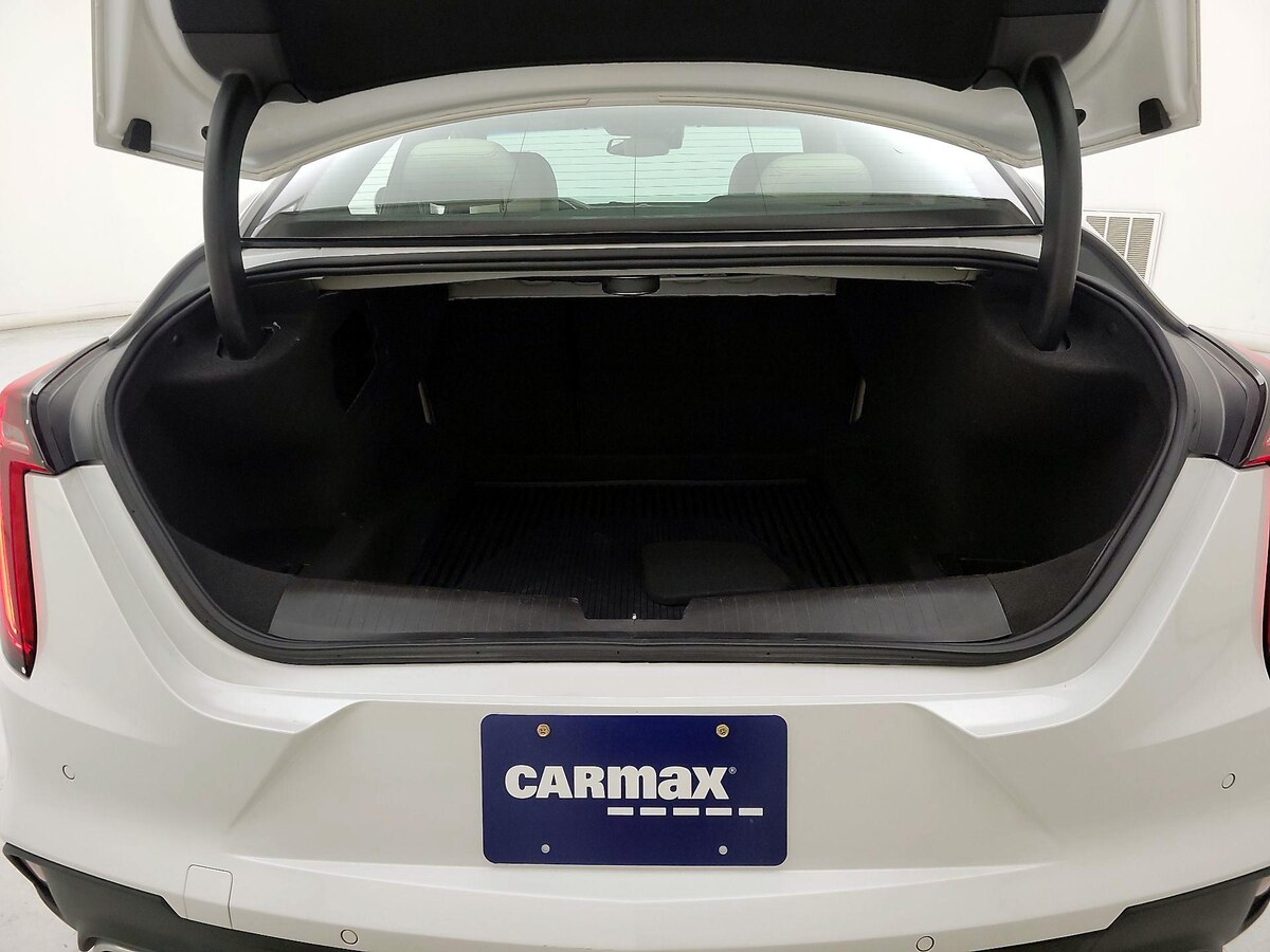 Trunk/Cargo (Seats Up)