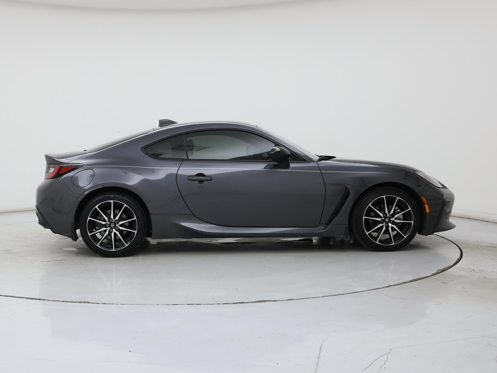 2023 Toyota GR86 Base - Photo 8