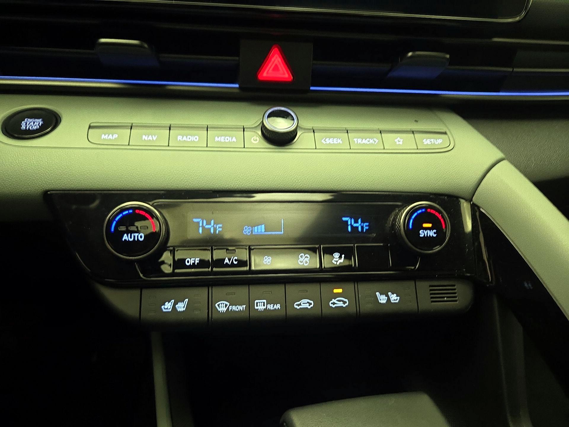 Thumbnail: 2025 Hyundai Elantra - 15
