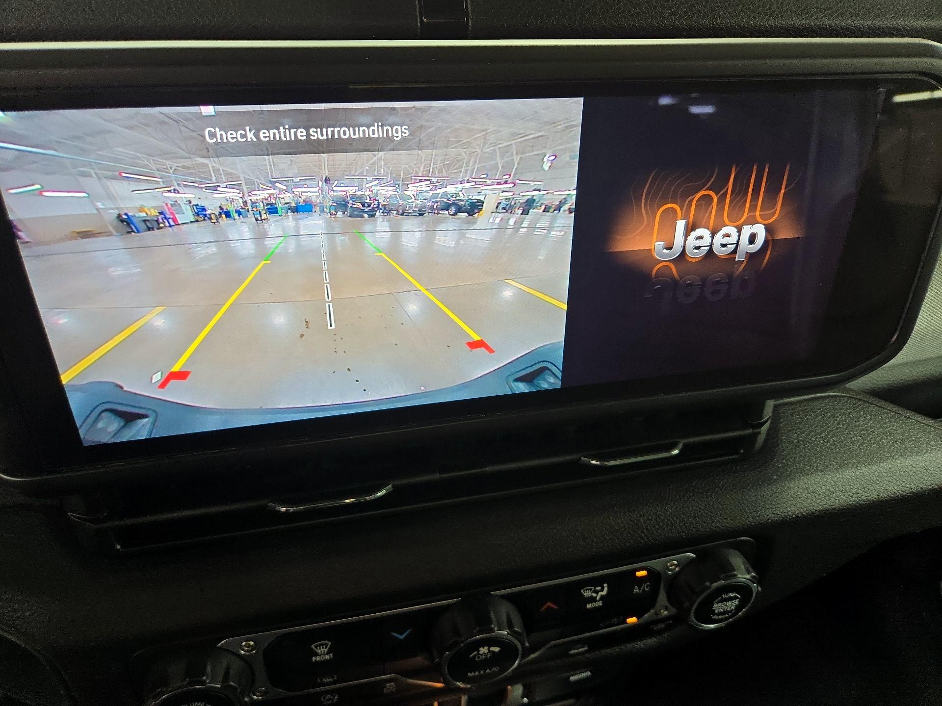 Thumbnail: 2025 Jeep Gladiator - 14