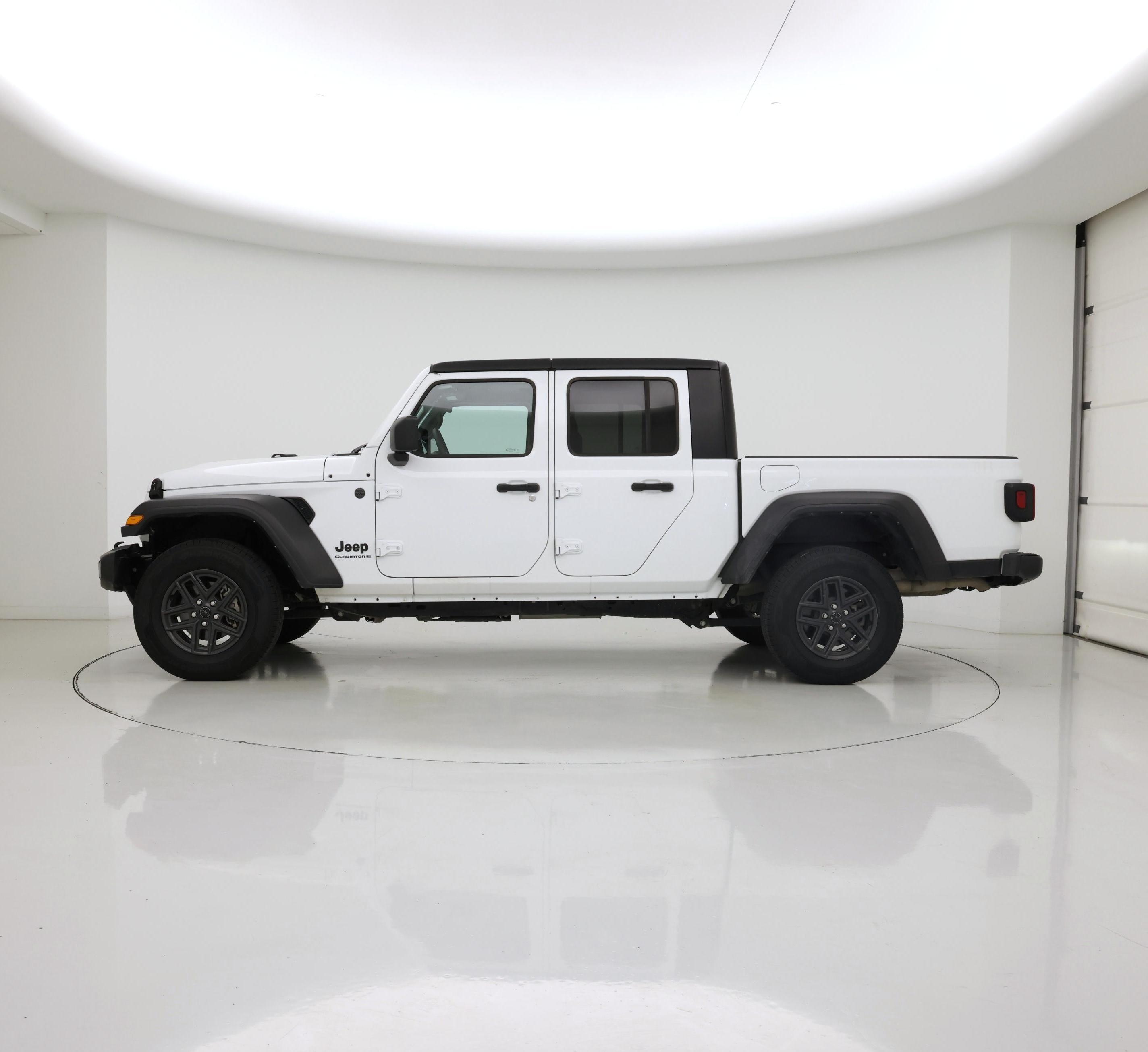 Thumbnail: 2025 Jeep Gladiator - 3