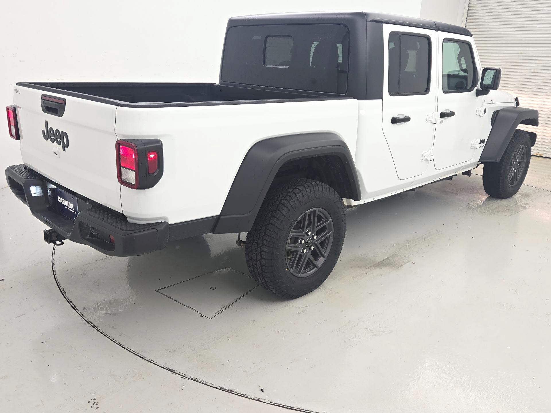 Thumbnail: 2025 Jeep Gladiator - 5