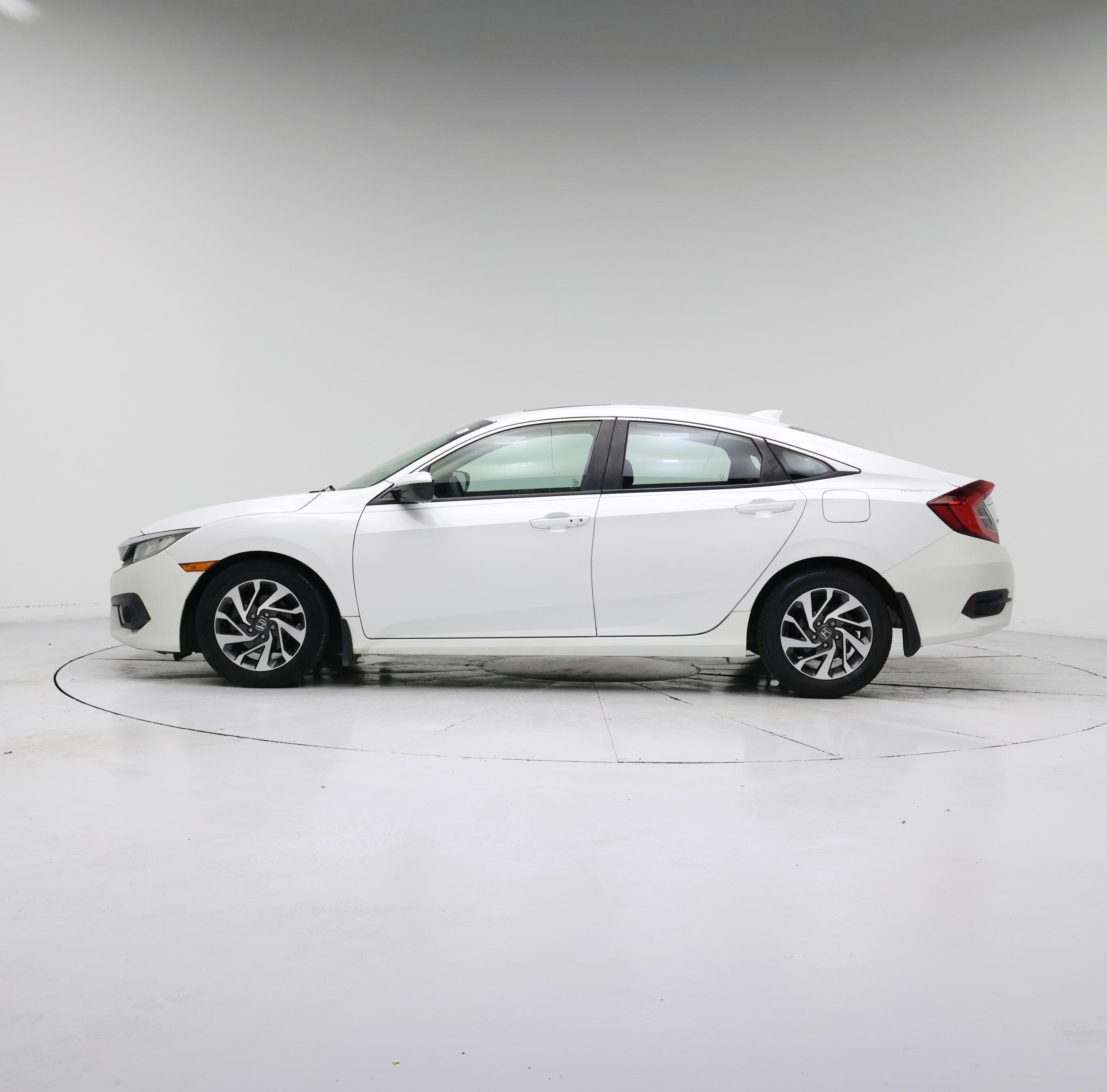 Thumbnail: 2018 Honda Civic - 3