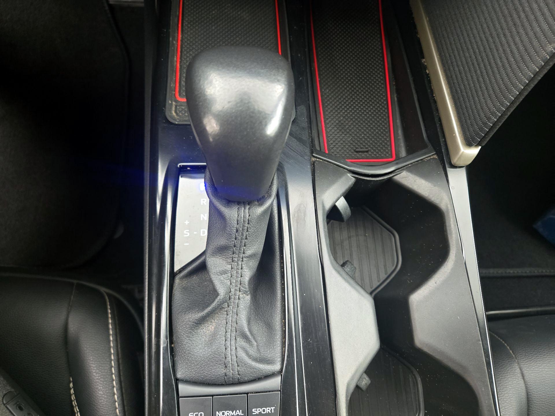 Thumbnail: 2025 Toyota Camry - 15