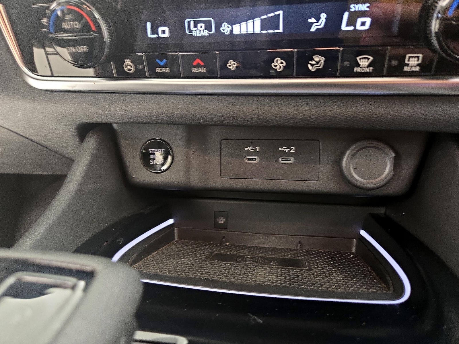2025 Nissan Rogue SL - Photo 17