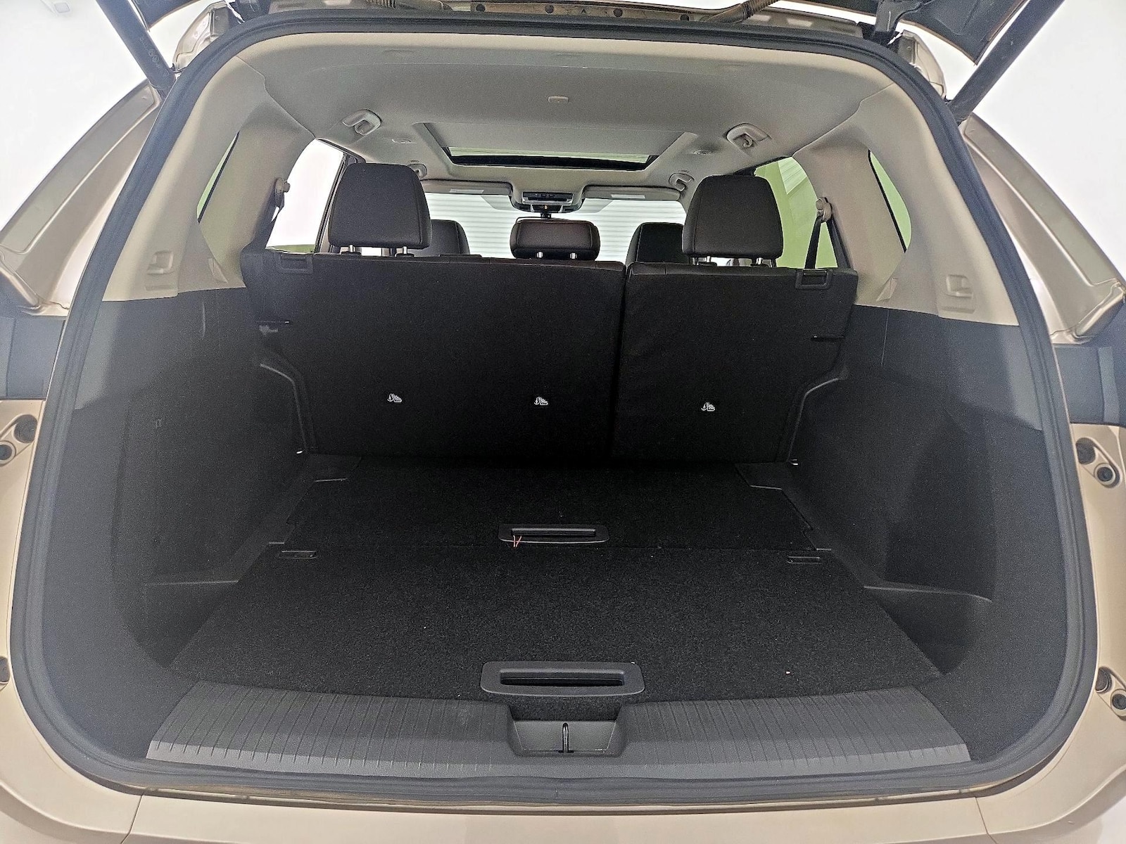 2025 Nissan Rogue SL - Photo 20