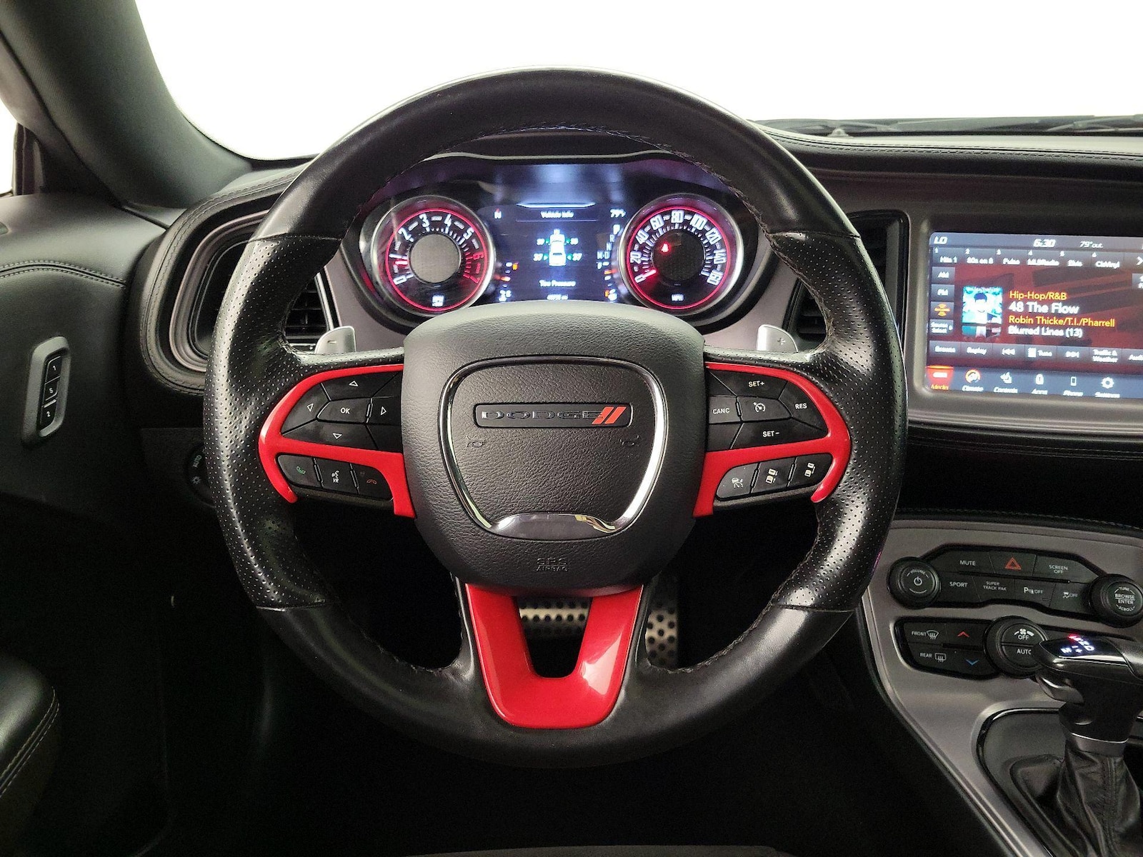 2023 Dodge Challenger R/T - Photo 11