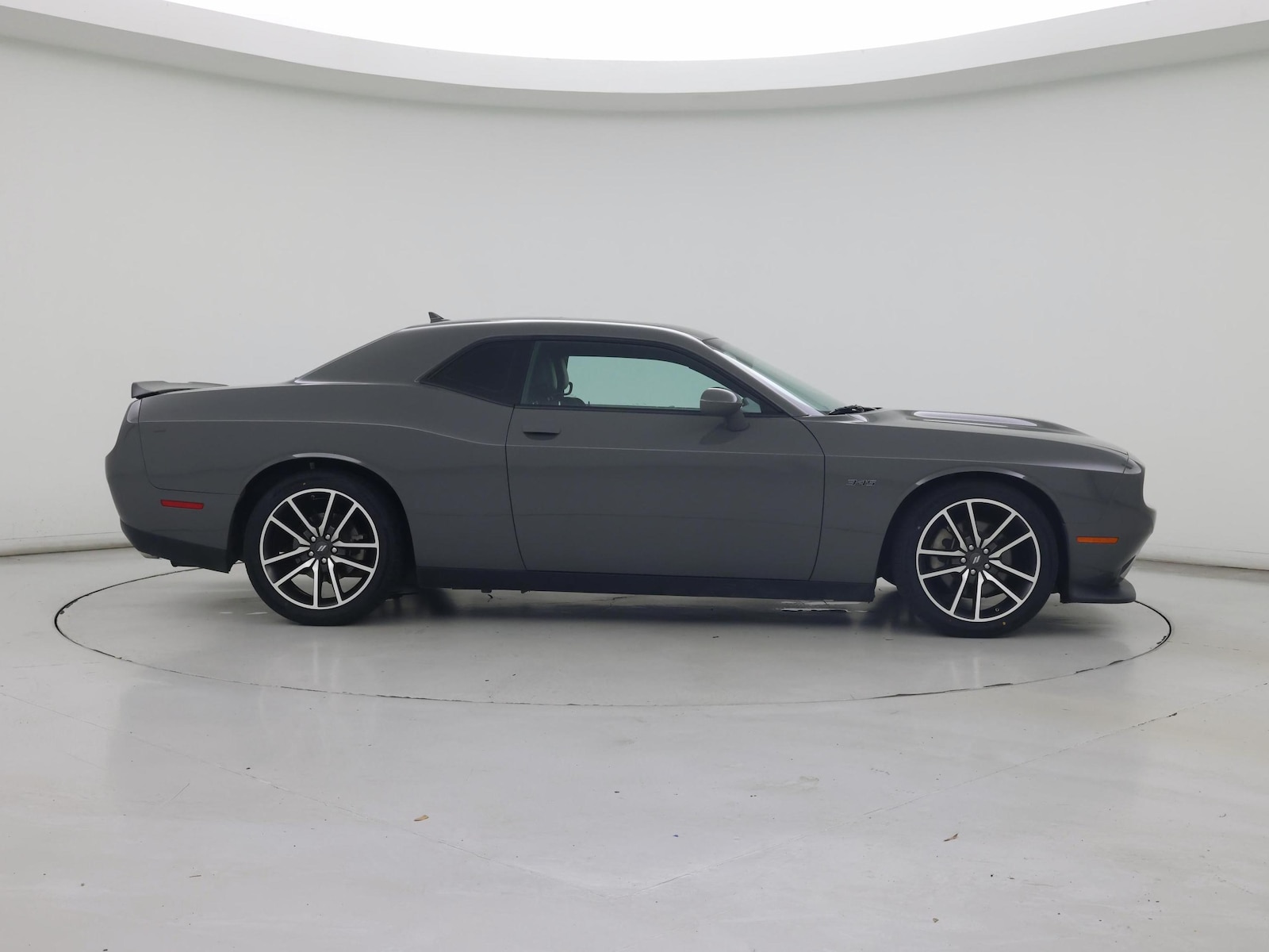 2023 Dodge Challenger R/T - Photo 8