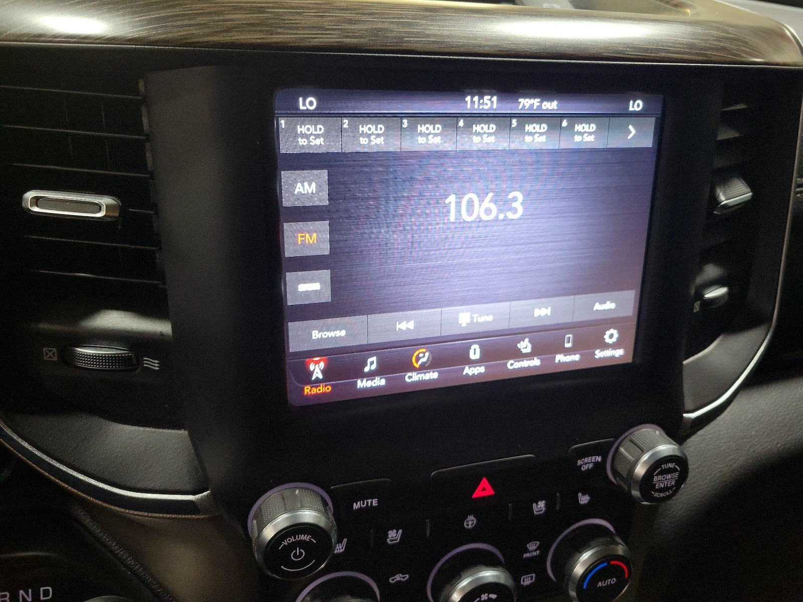 2020 RAM Ram 1500 Pickup Laramie - Photo 16