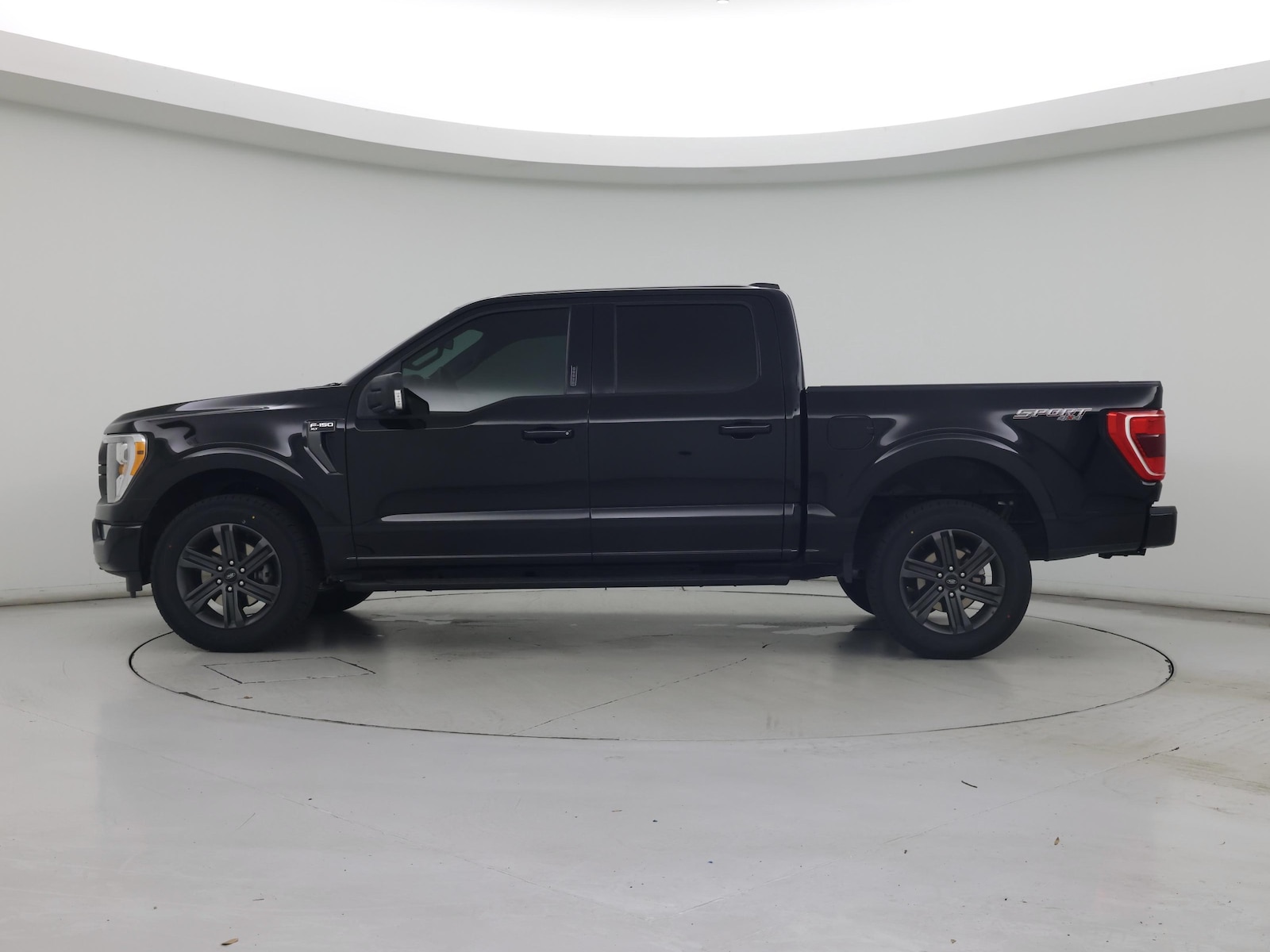 2023 Ford F-150 XLT - Photo 4