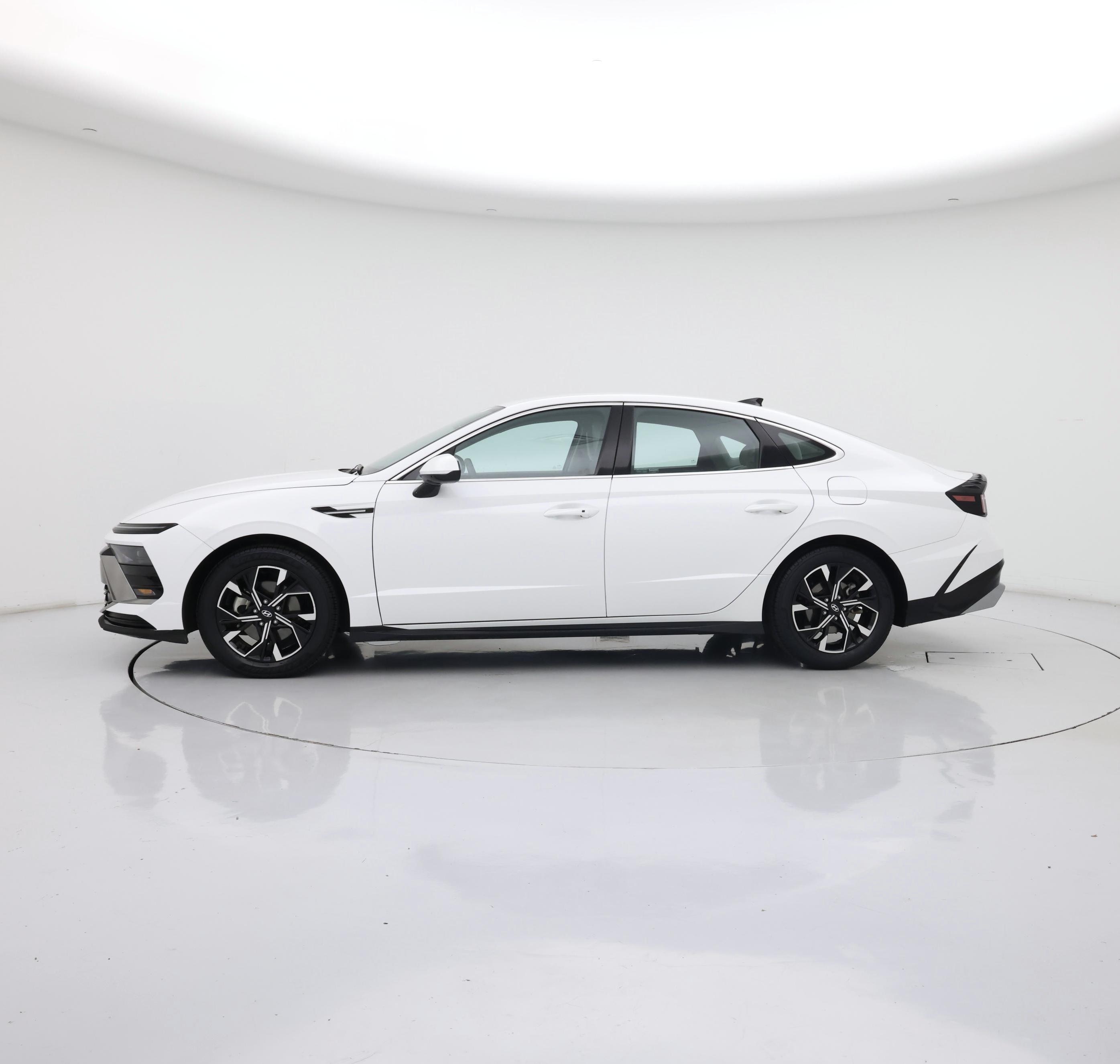 Thumbnail: 2025 Hyundai Sonata - 3