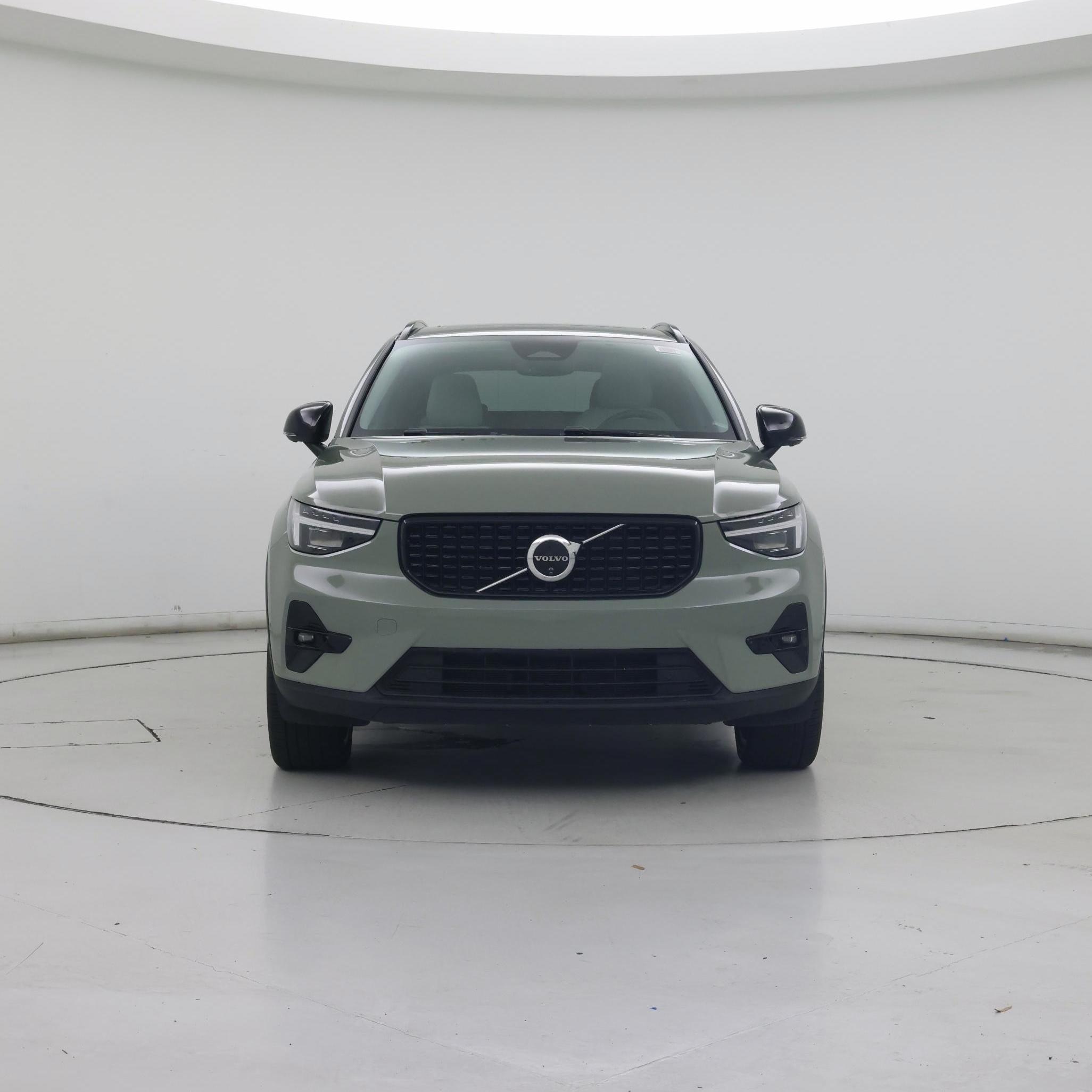 Thumbnail: 2024 Volvo XC40 - 5