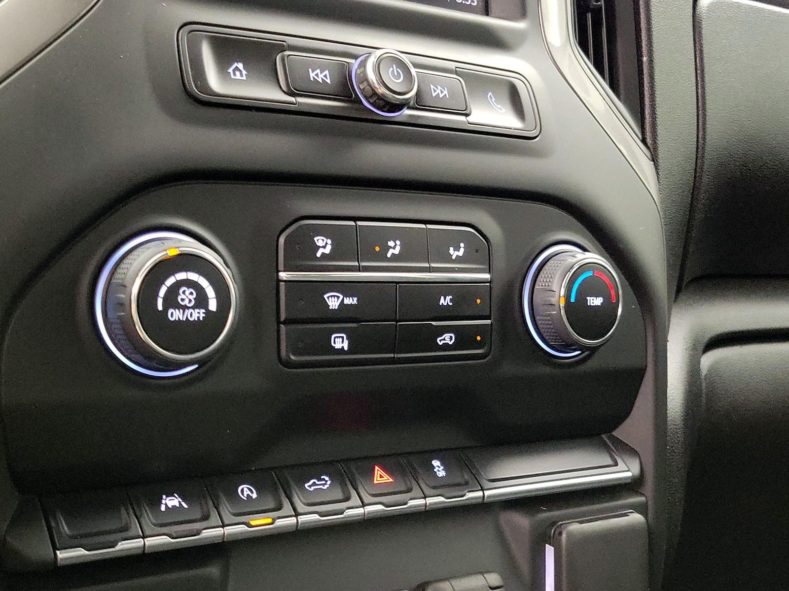 2024 Chevrolet Silverado 1500 Work Truck - Photo 17