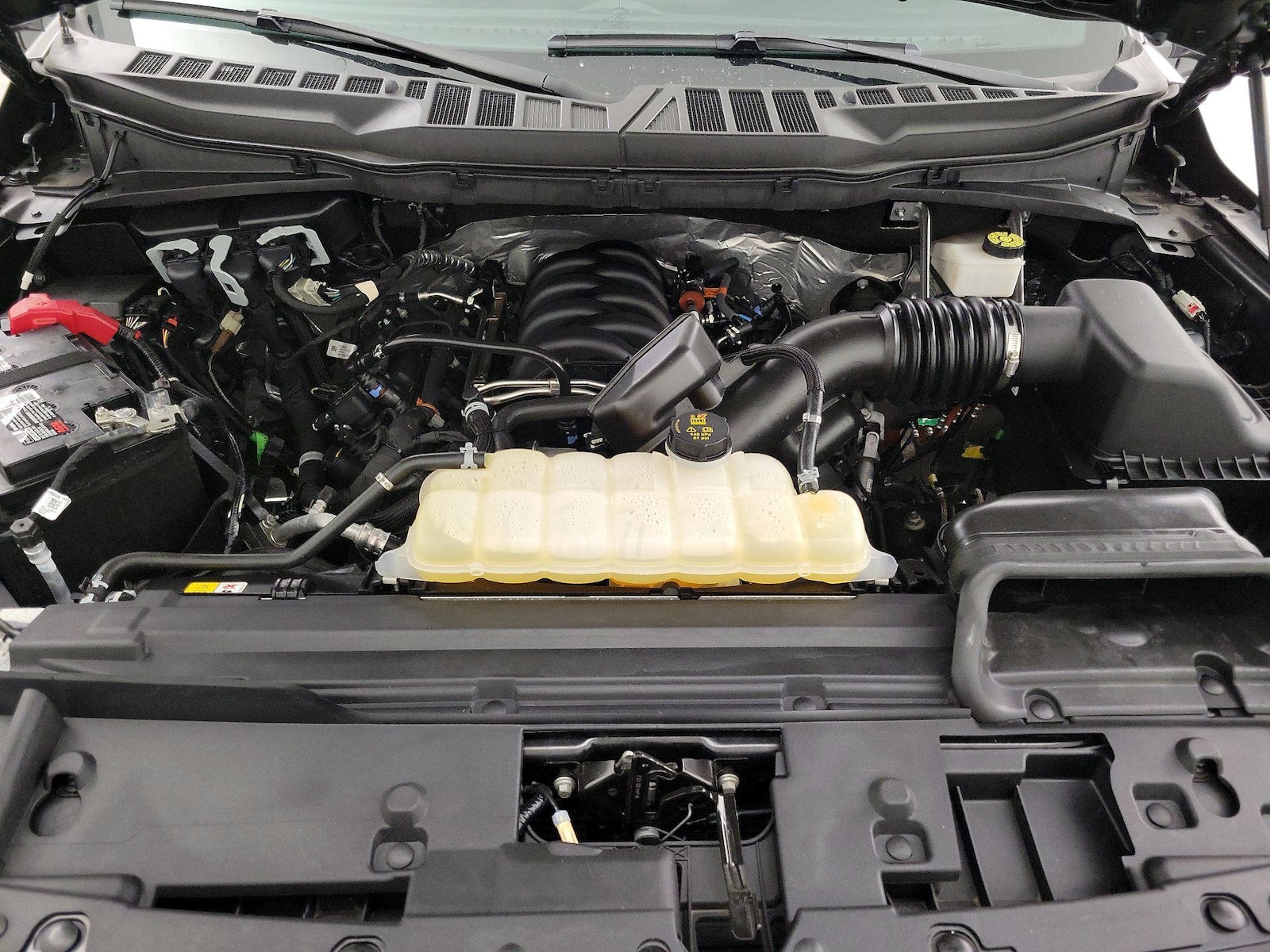 2024 Ford F-150 XLT - Photo 23