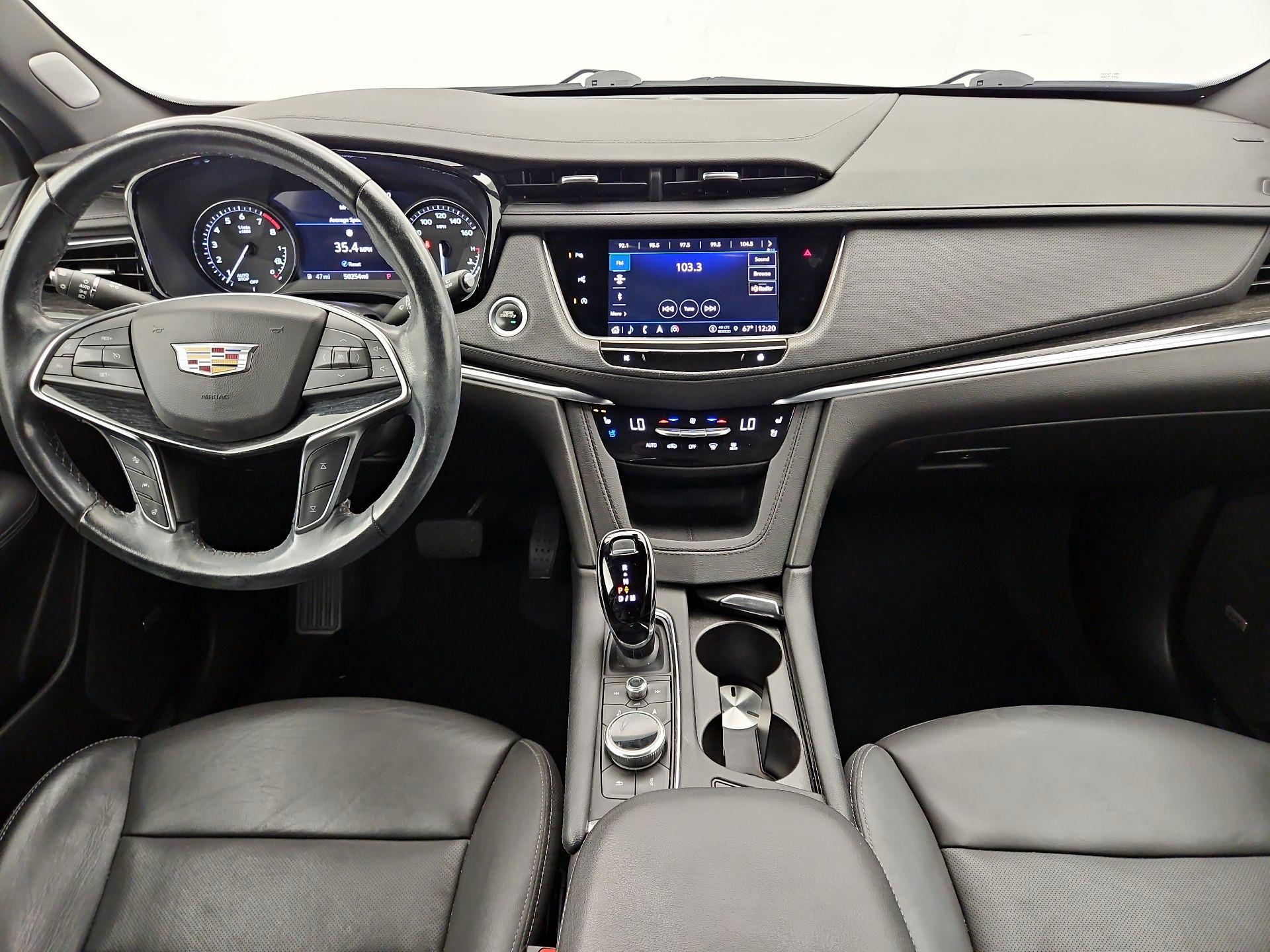 Thumbnail: 2023 Cadillac XT5 - 9