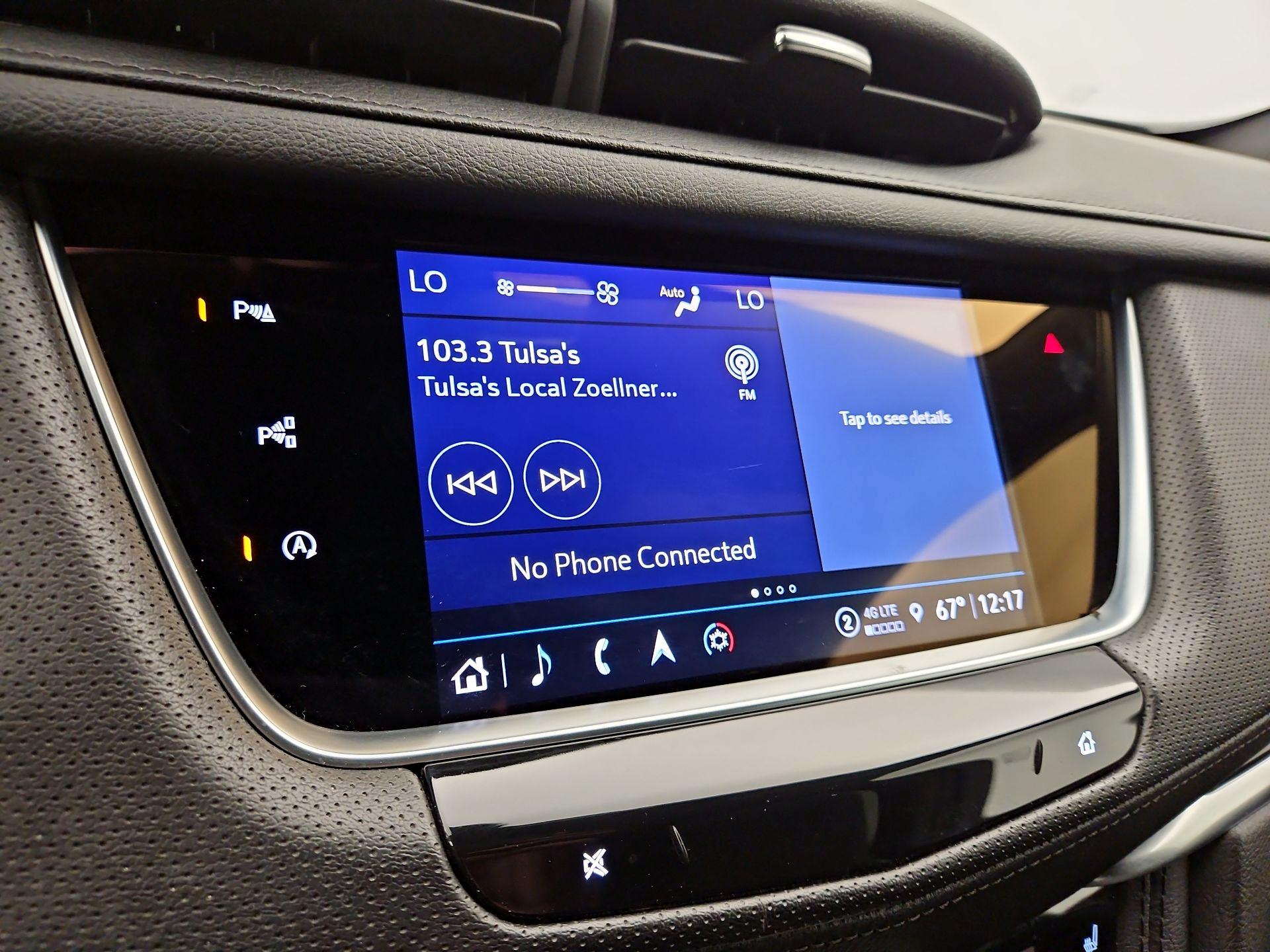 Thumbnail: 2023 Cadillac XT5 - 15