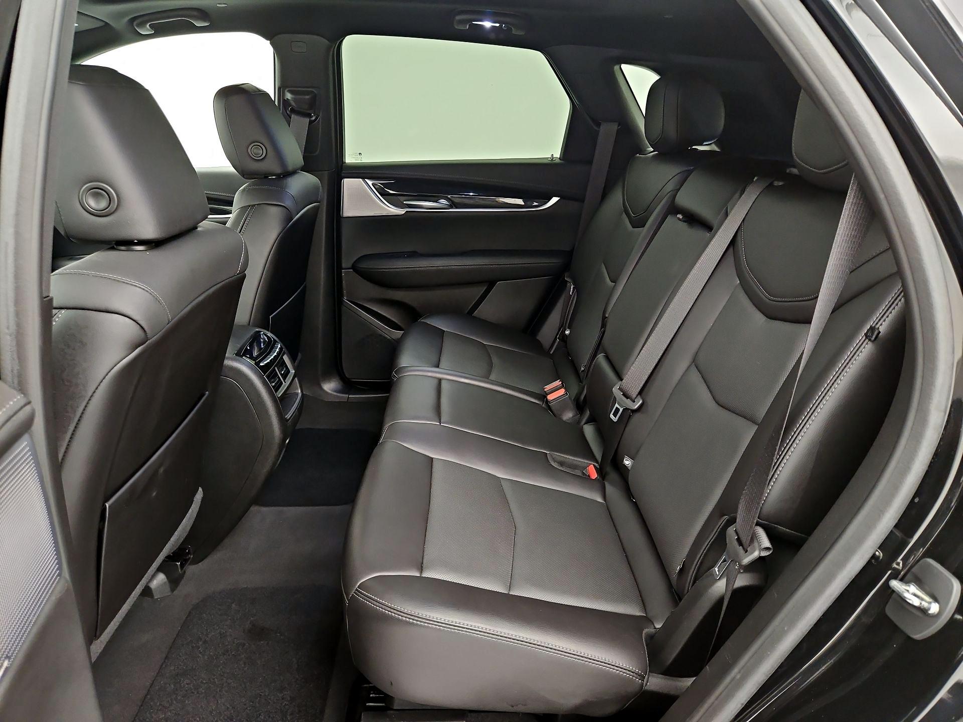 Thumbnail: 2023 Cadillac XT5 - 20