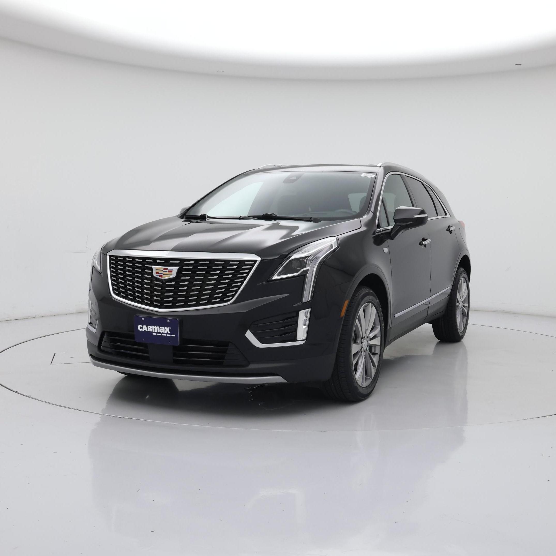 Thumbnail: 2023 Cadillac XT5 - 4