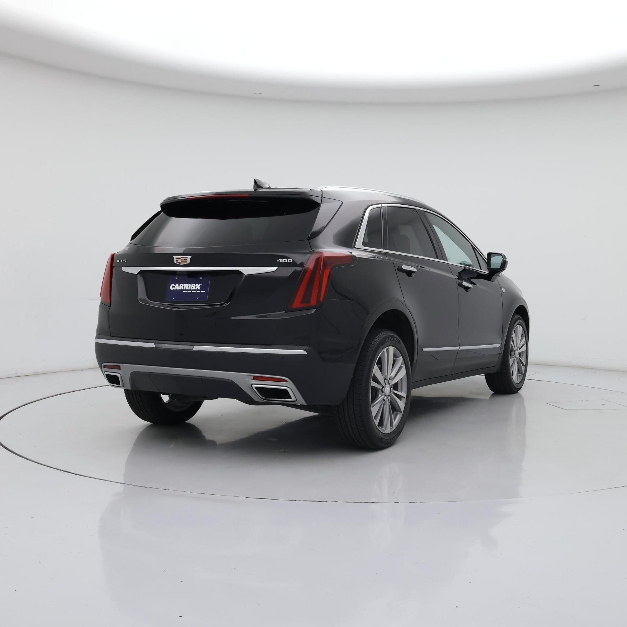 Thumbnail: 2023 Cadillac XT5 - 8