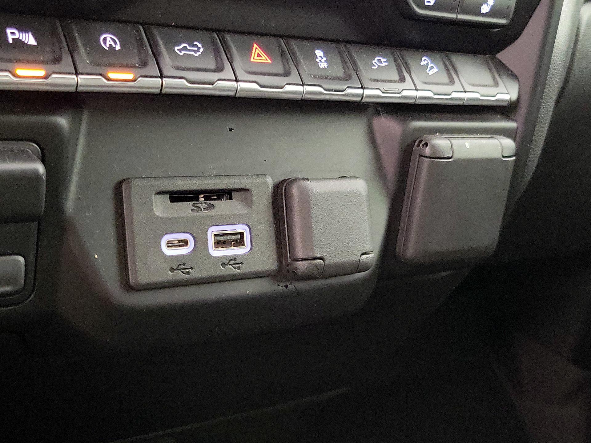 Thumbnail: 2021 Chevrolet Silverado 1500 - 18