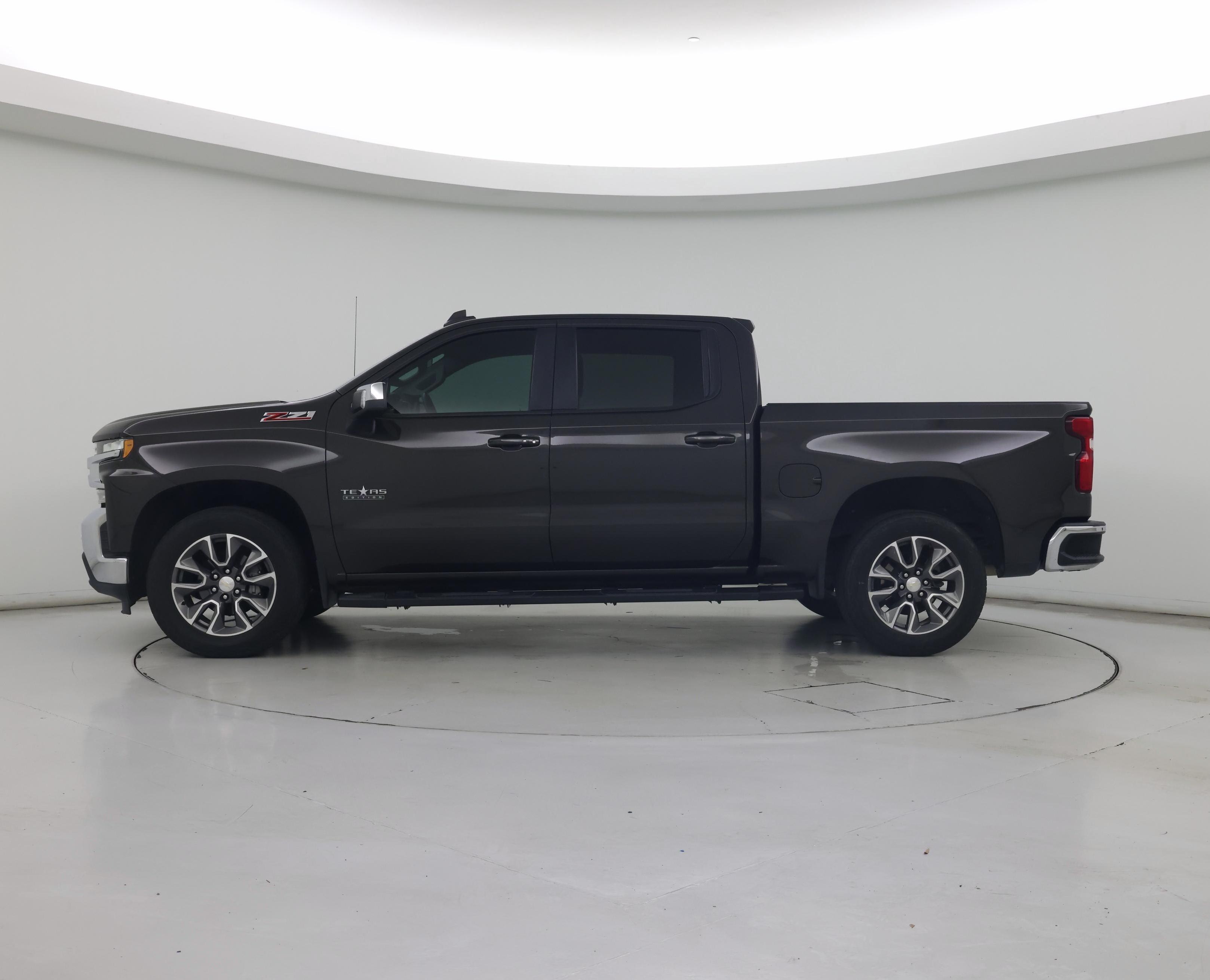Thumbnail: 2021 Chevrolet Silverado 1500 - 3