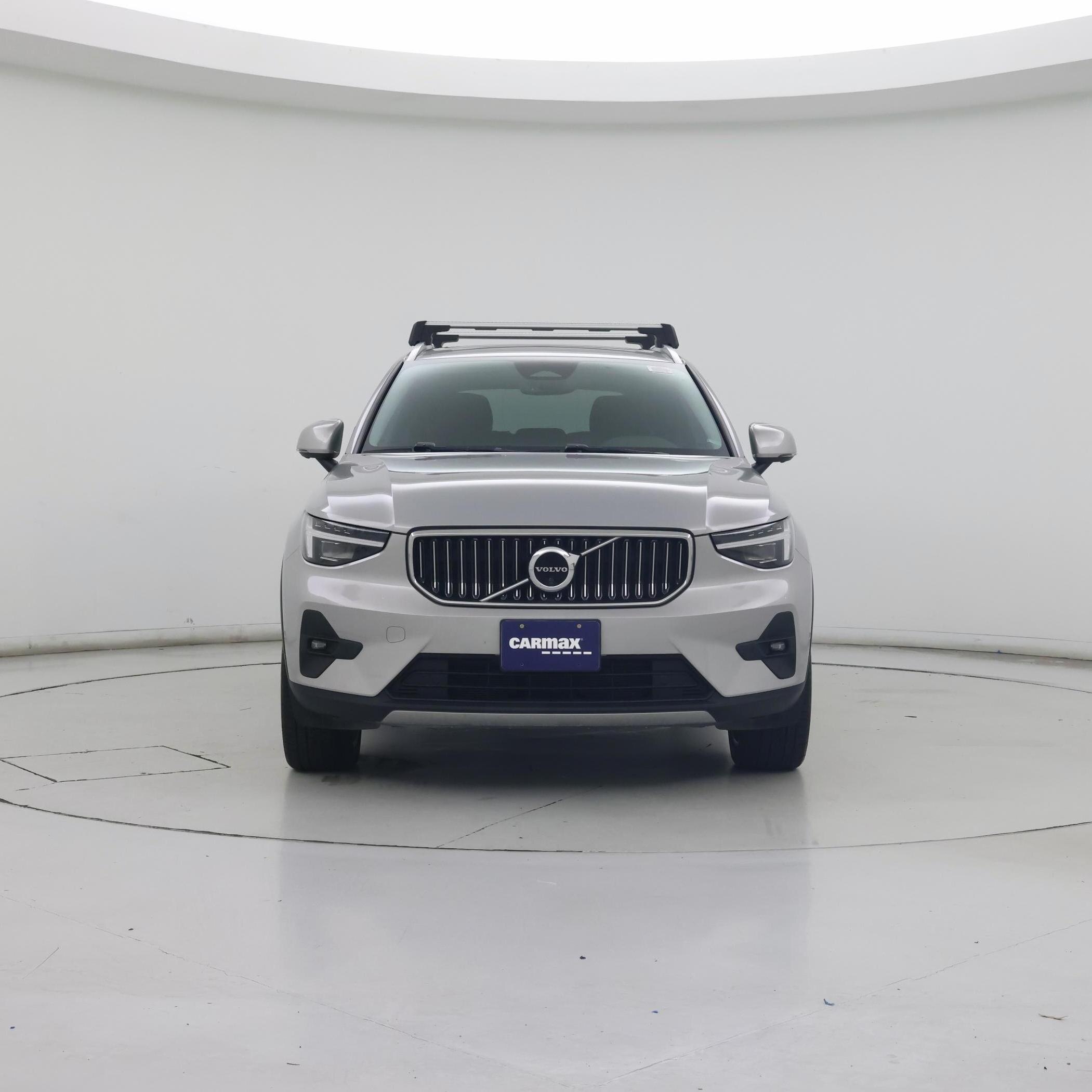Thumbnail: 2023 Volvo XC40 - 5
