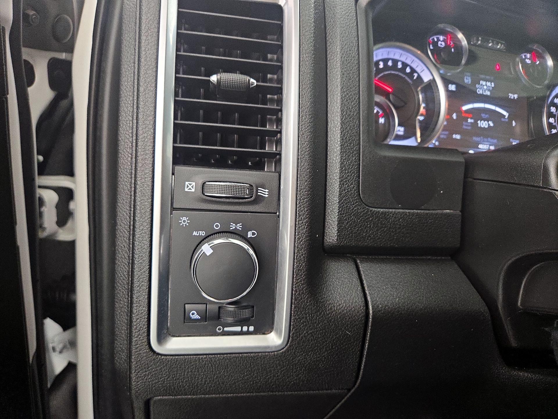 Thumbnail: 2023 RAM 1500 Classic - 11