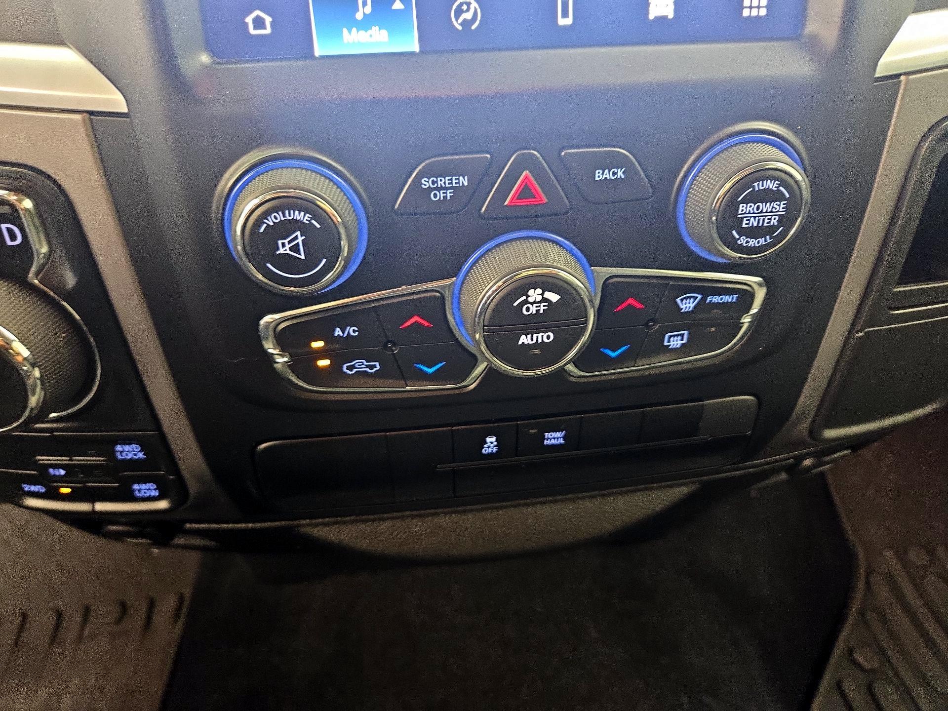 Thumbnail: 2023 RAM 1500 Classic - 14